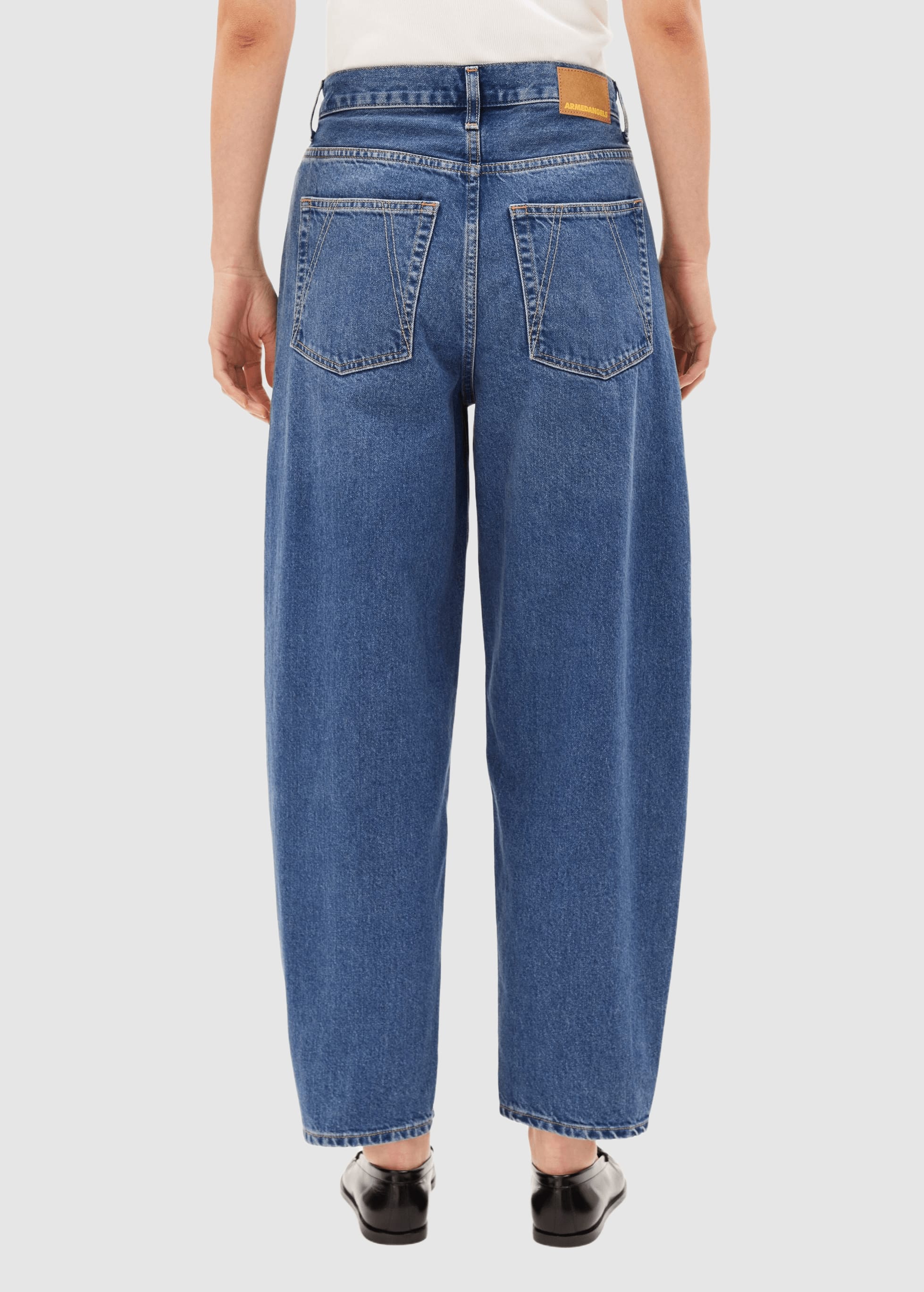Baarly High Waist Barrel Jean Crunchy