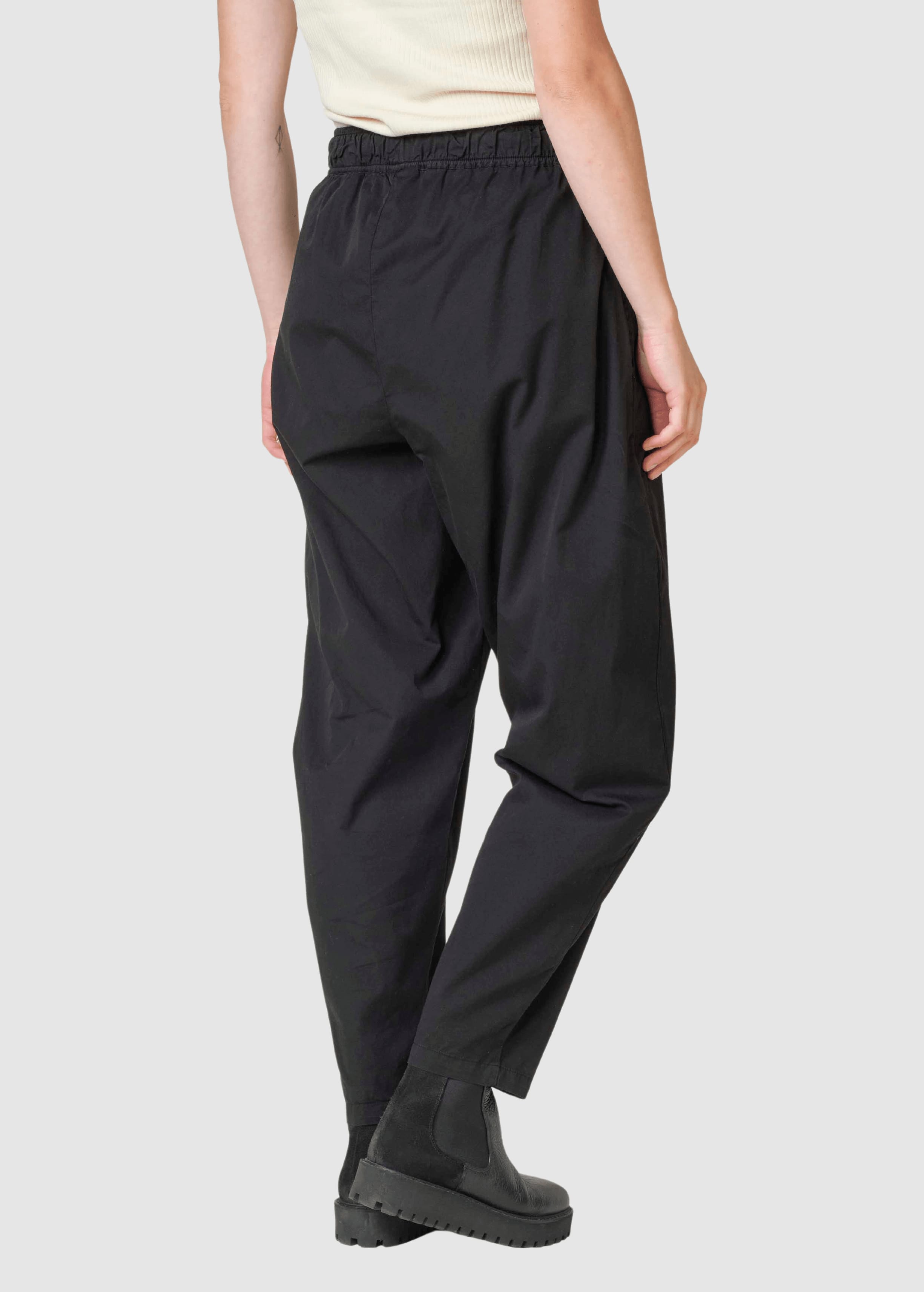 Aya Pants Black