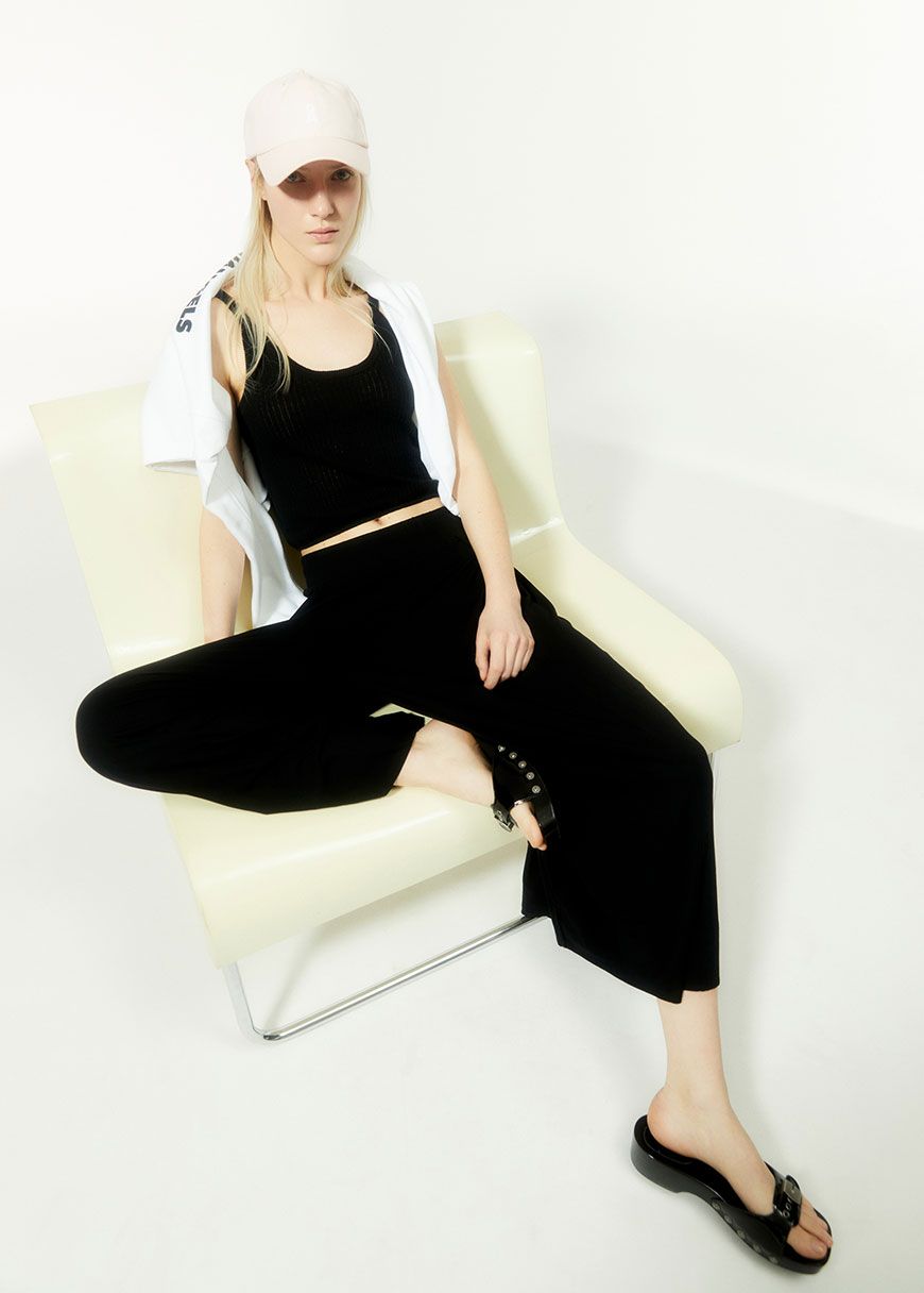 armedangels_kaaro_lini_SS_25_AA_30006158_Black_5_497aedc300 Kaaro Lini