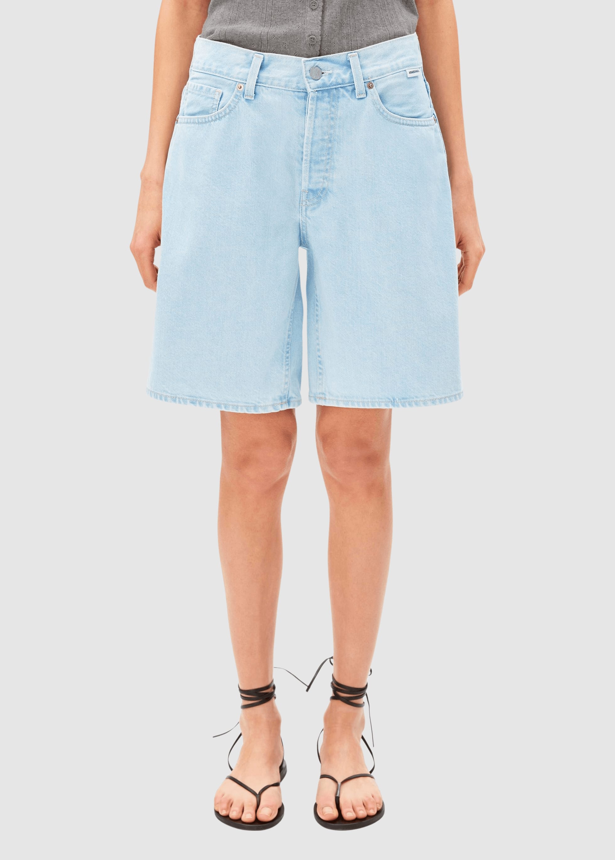 Thaalina Mid Waist Denim Short Barrea