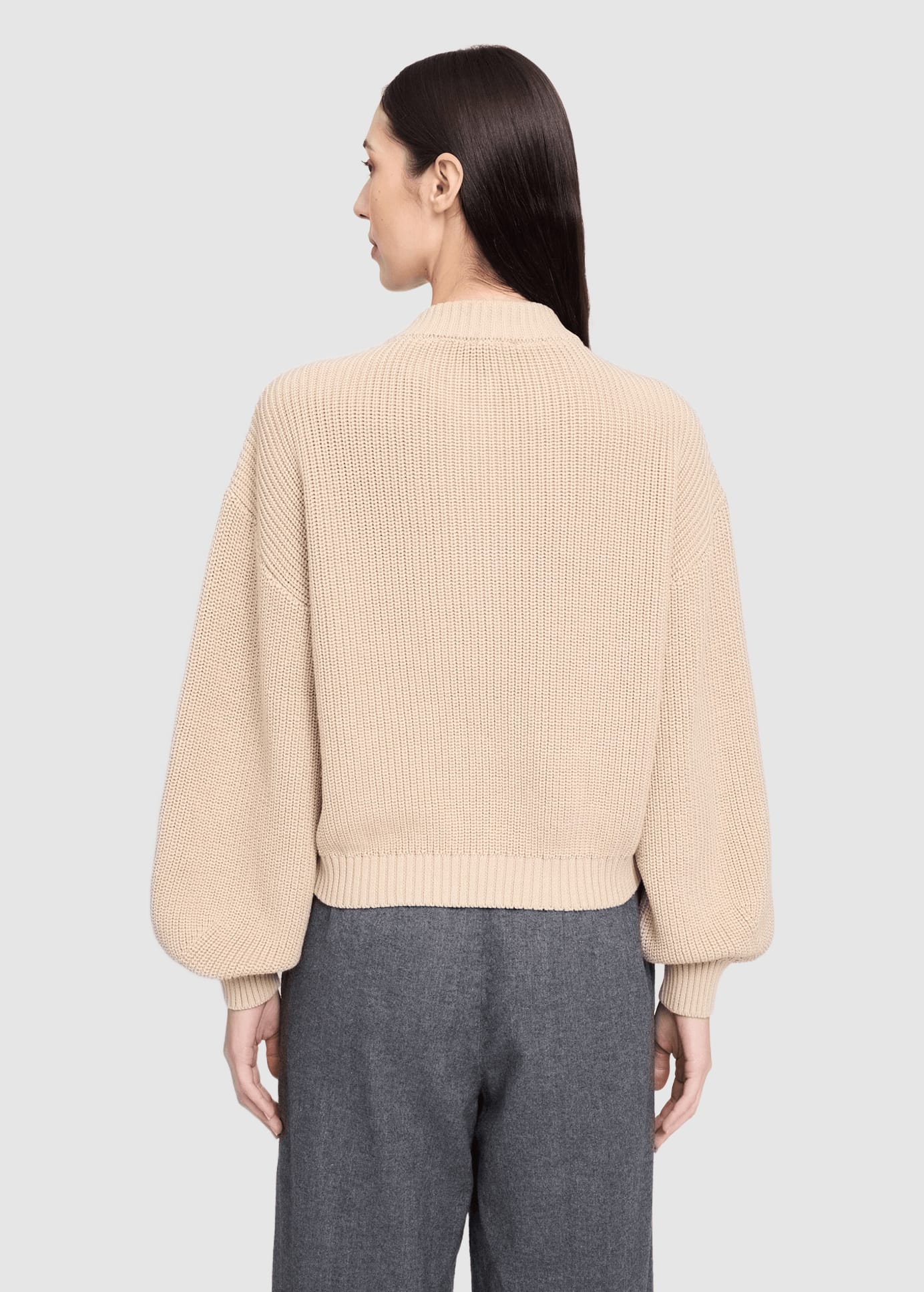 mazine-crew-neck-knit-cardigan-light-beige-2.jpeg Crew Neck Knit Cardigan Light Beige