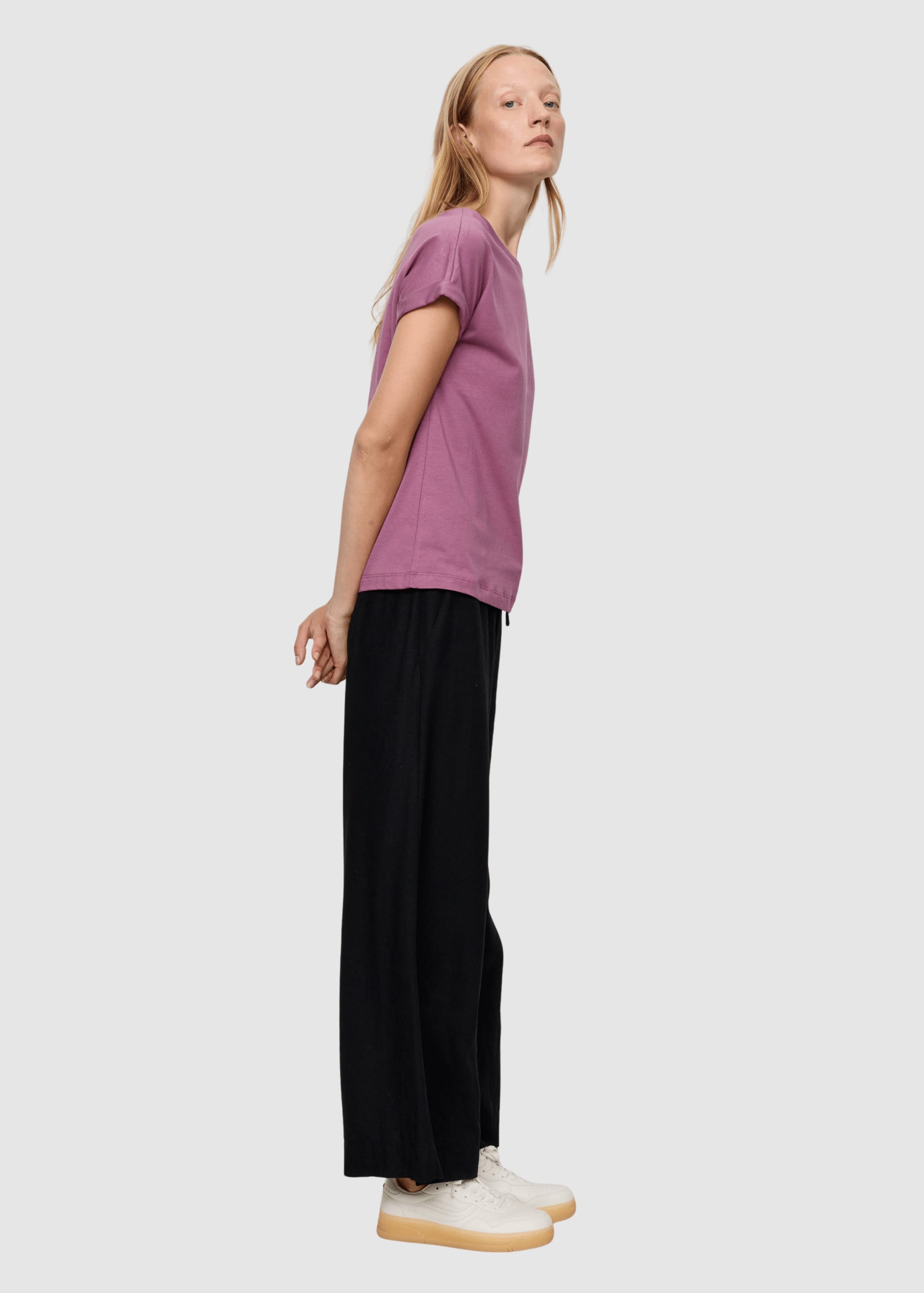 T-Shirt Cayenne Dark Tulip T-Shirt Cayenne Dark Tulip