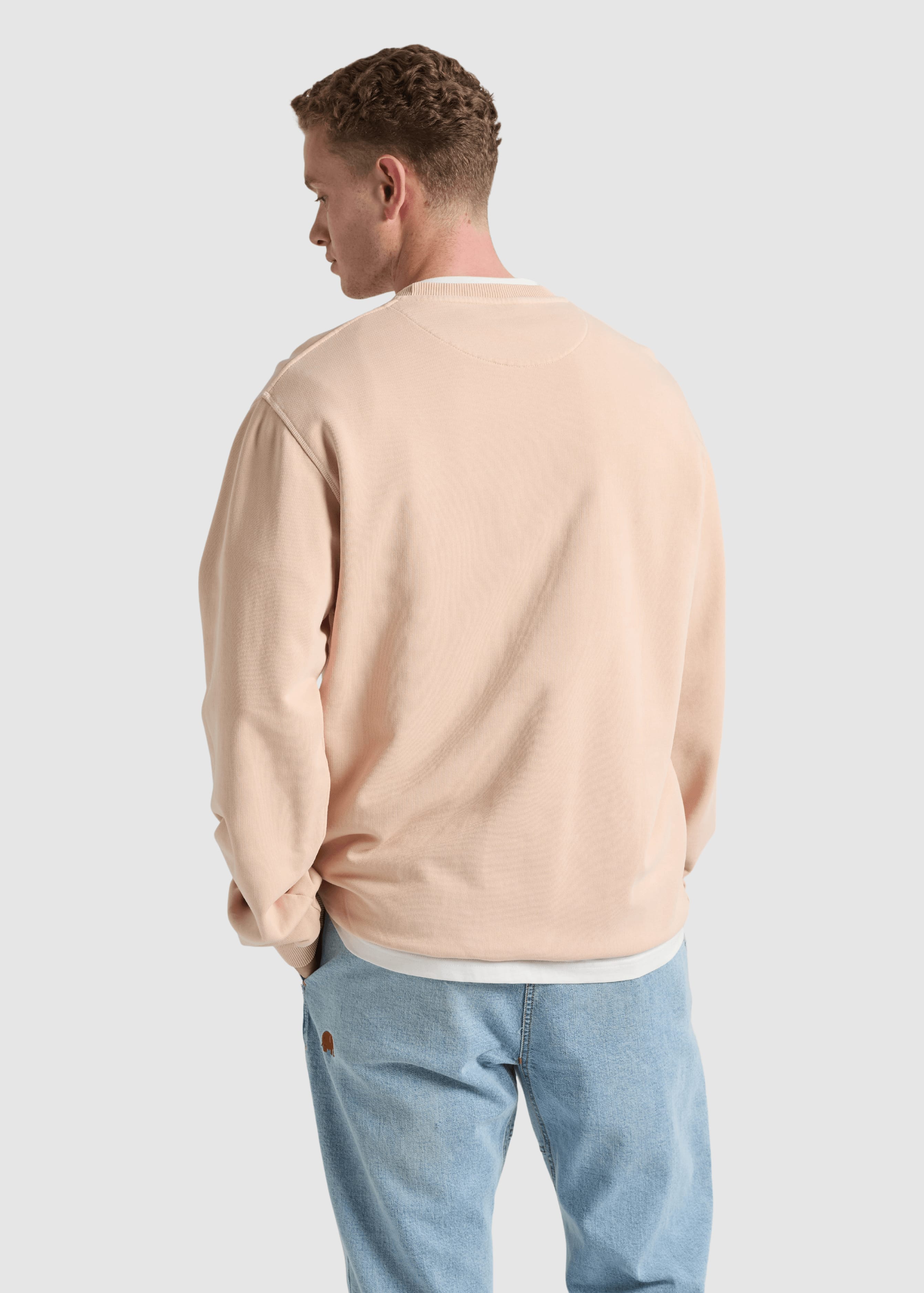 trendsplant-essential-sunwashed-sweatshirt-smoke-gray-grey-2.jpeg Essential Sunwashed Sweatshirt Smoke Gray Grey