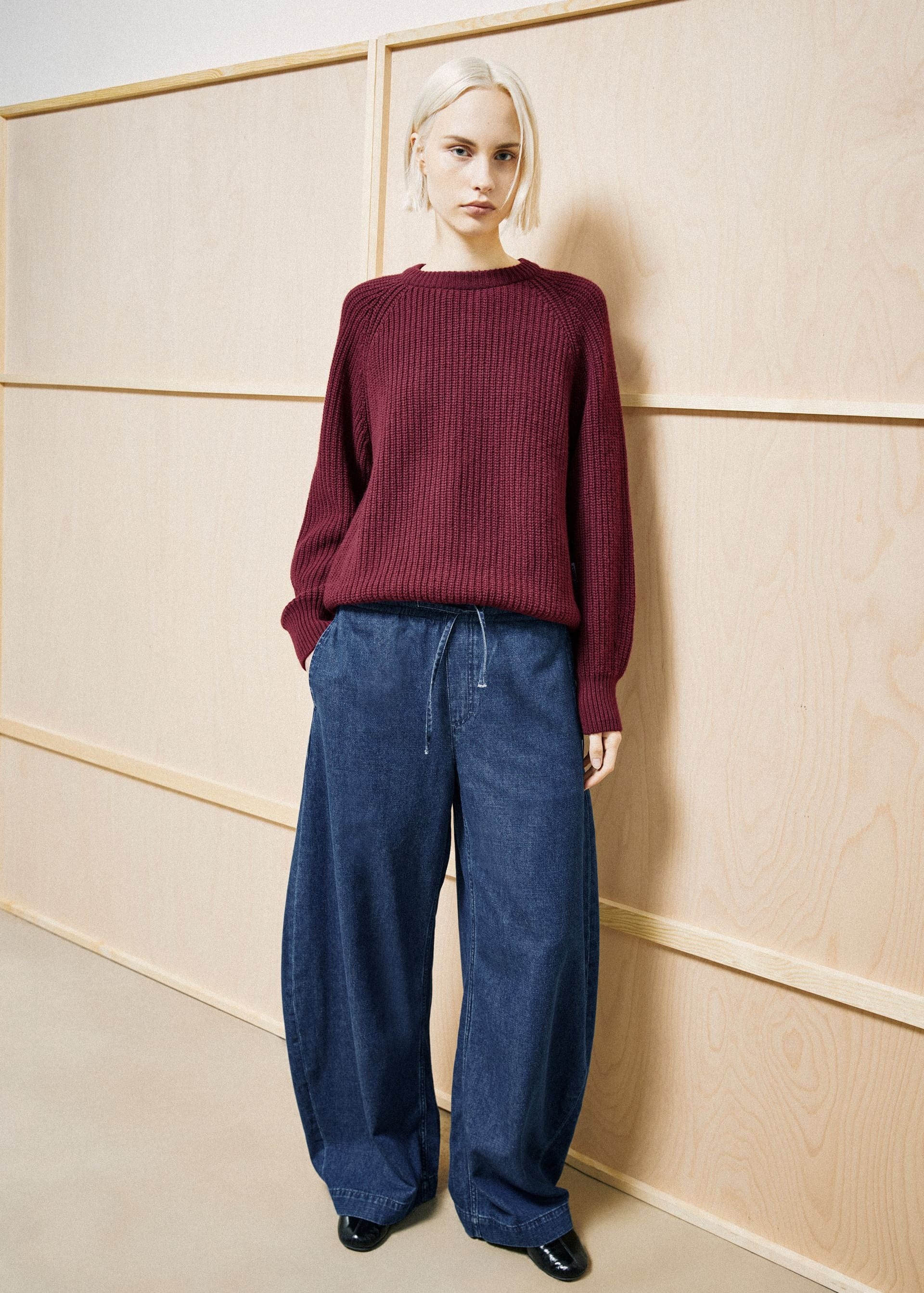 armedangels-rib-knit-sweater-velvet-red-4.jpeg Rib Knit Sweater Velvet Red