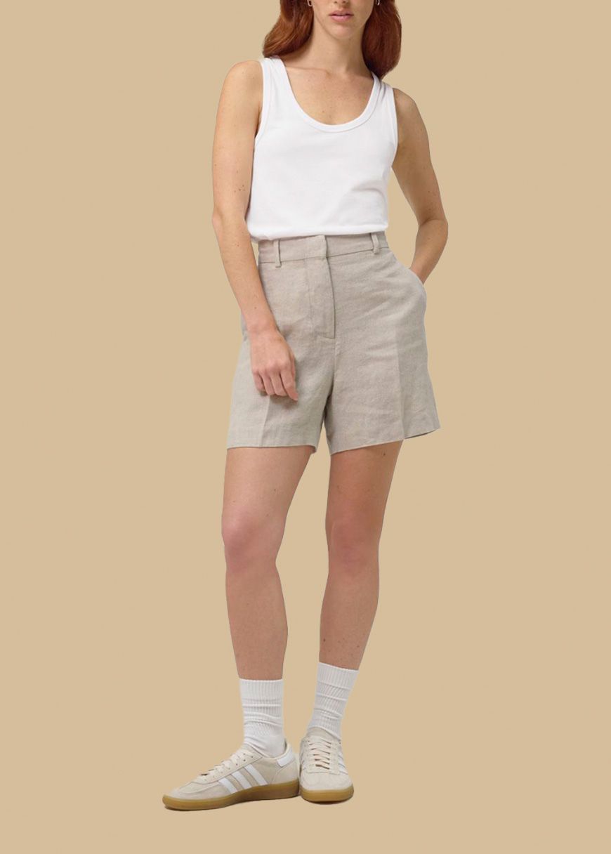 Classic_Tanktop_w_white_3_d476aa6fa8 Classic Tanktop W