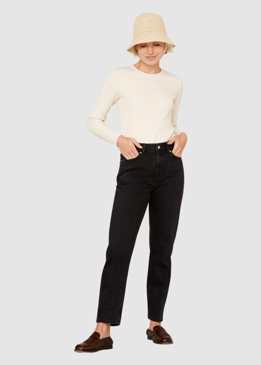 Caroline Cropped Caroline Cropped