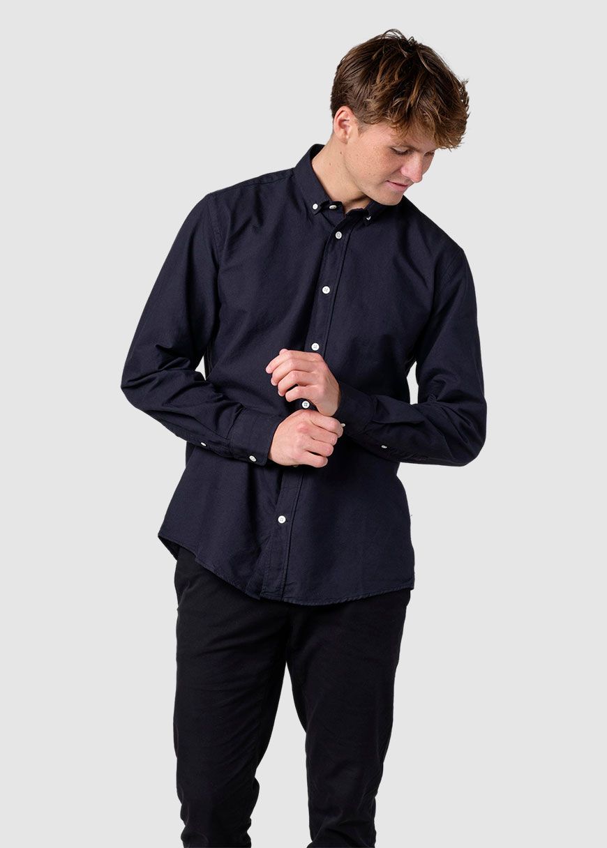 klitmoeller_basic_shirt_AW_25_KM_KC_1261_Navy_2_474bd6f173 Basic Shirt