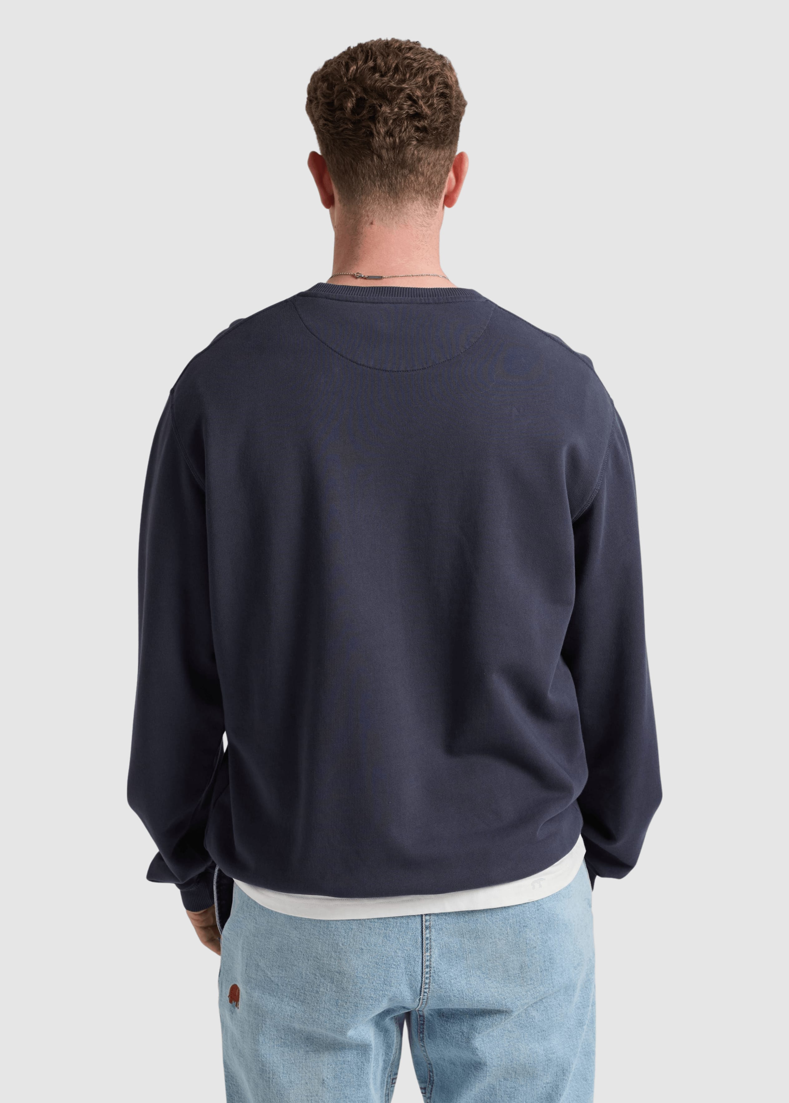 trendsplant-essential-sweatshirt-parisian-blue-2.jpeg Essential Sweatshirt Parisian Blue
