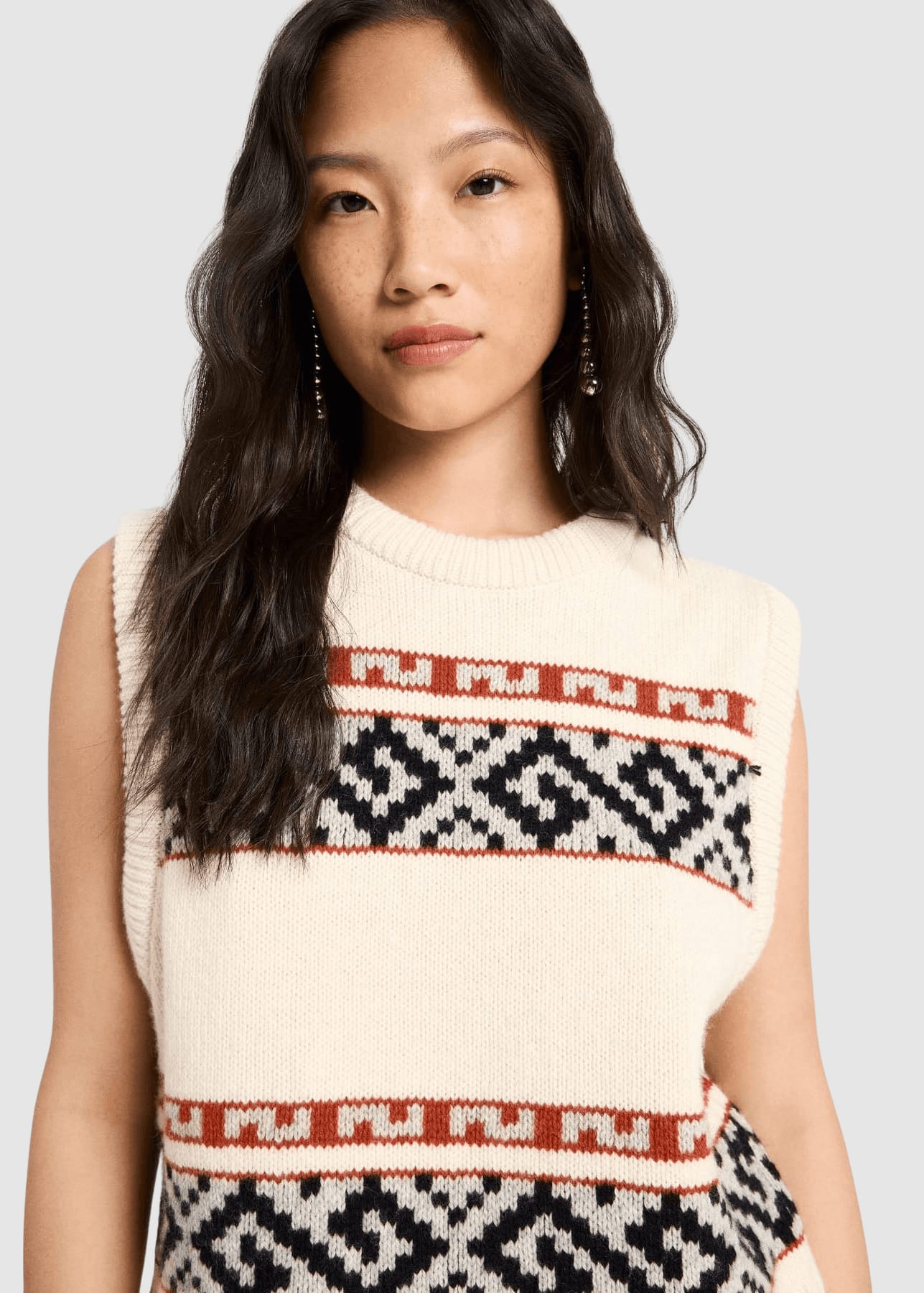 lanius-koeln-jacquard-pullunder-off-white-multicolour-7.jpeg Jacquard Pullunder Off White/ Multicolour