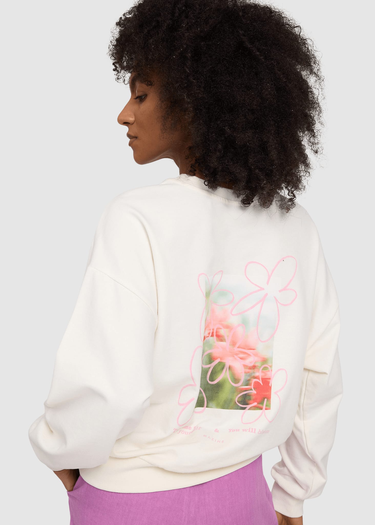 Back Print Sweatshirt Offwhite/flowers Back Print Sweatshirt Offwhite/flowers