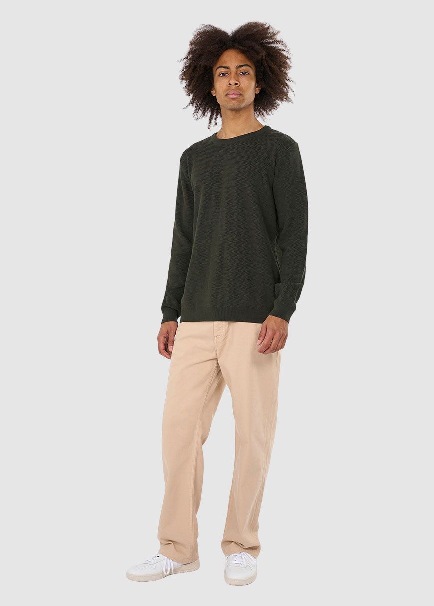 Zig-Zag Badge Knit O-Neck Zig-Zag Badge Knit O-Neck