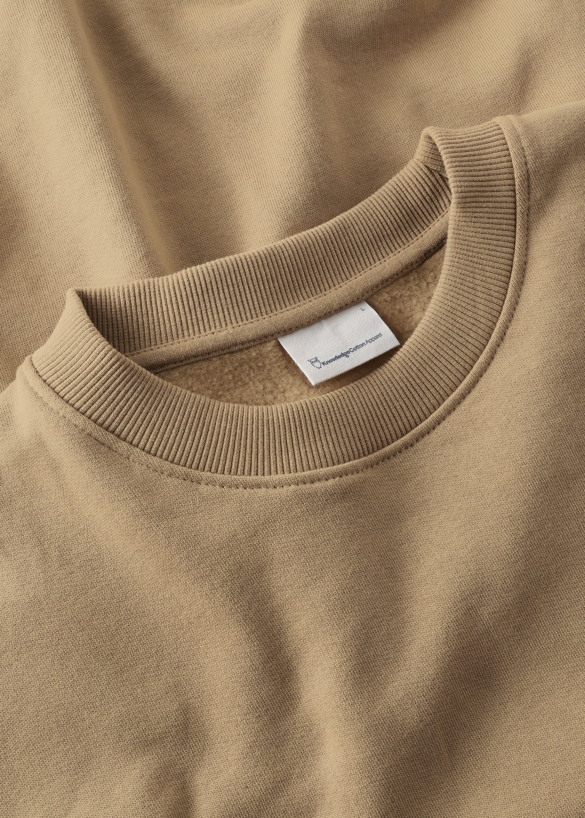 knowledge-cotton-apparel-relaxed-crew-neck-kelp-melange-2.jpeg Relaxed Crew Neck Kelp Melange
