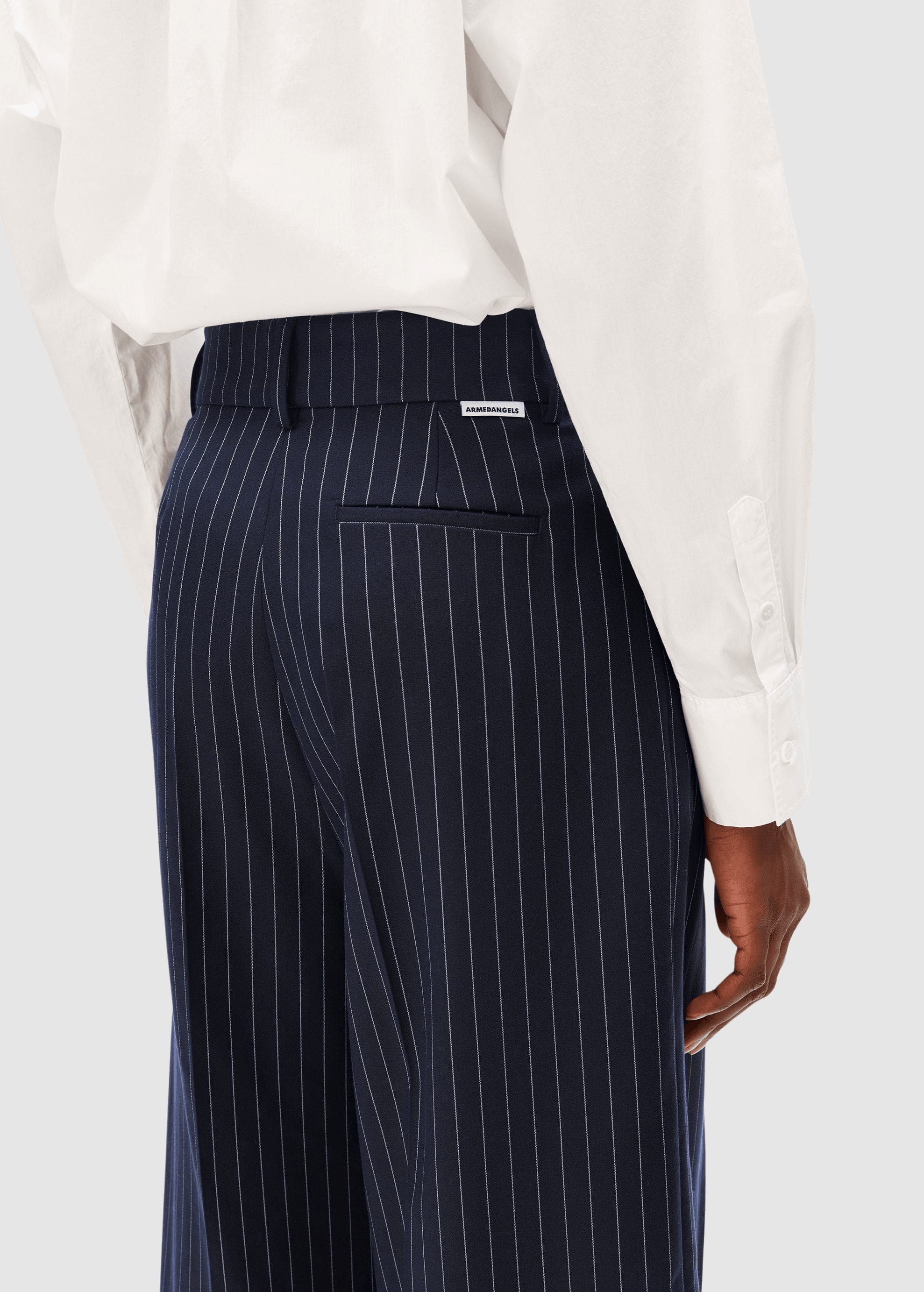 Pinstripe Kaayua Pant Night Sky-White