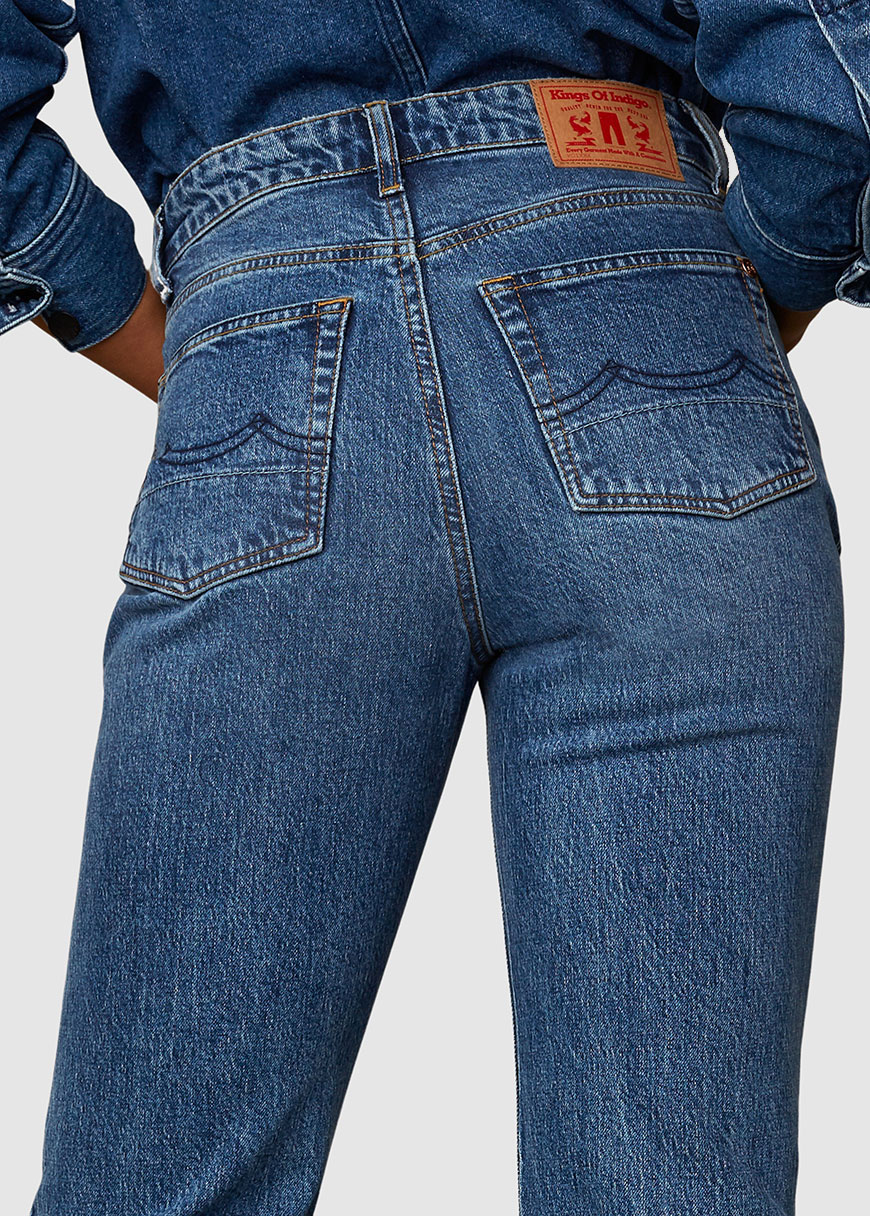 Caroline Cropped Caroline Cropped