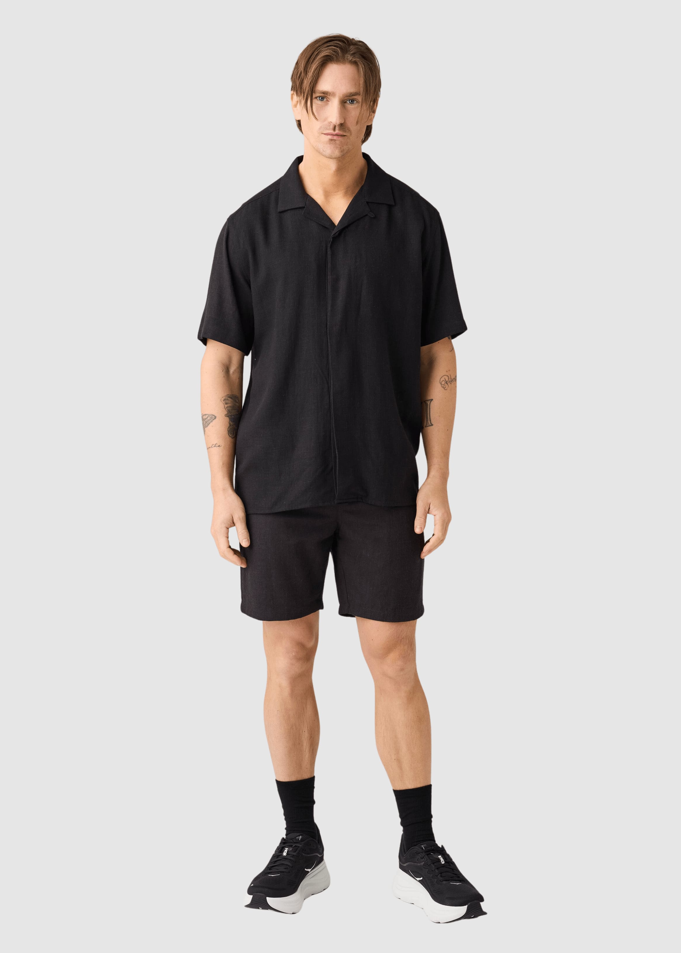 Moss Relaxed Linen-MIX Short Sleeve Shirt Black Jet Moss Relaxed Linen-MIX Short Sleeve Shirt Black Jet