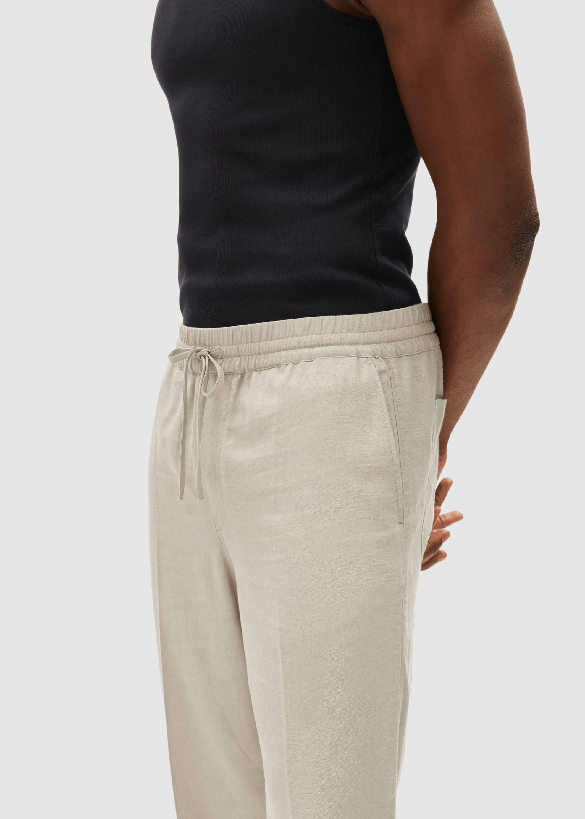 armedangels-lukaa-lino-pant-sandstone-3.jpeg Lukaa Lino Pant Sandstone
