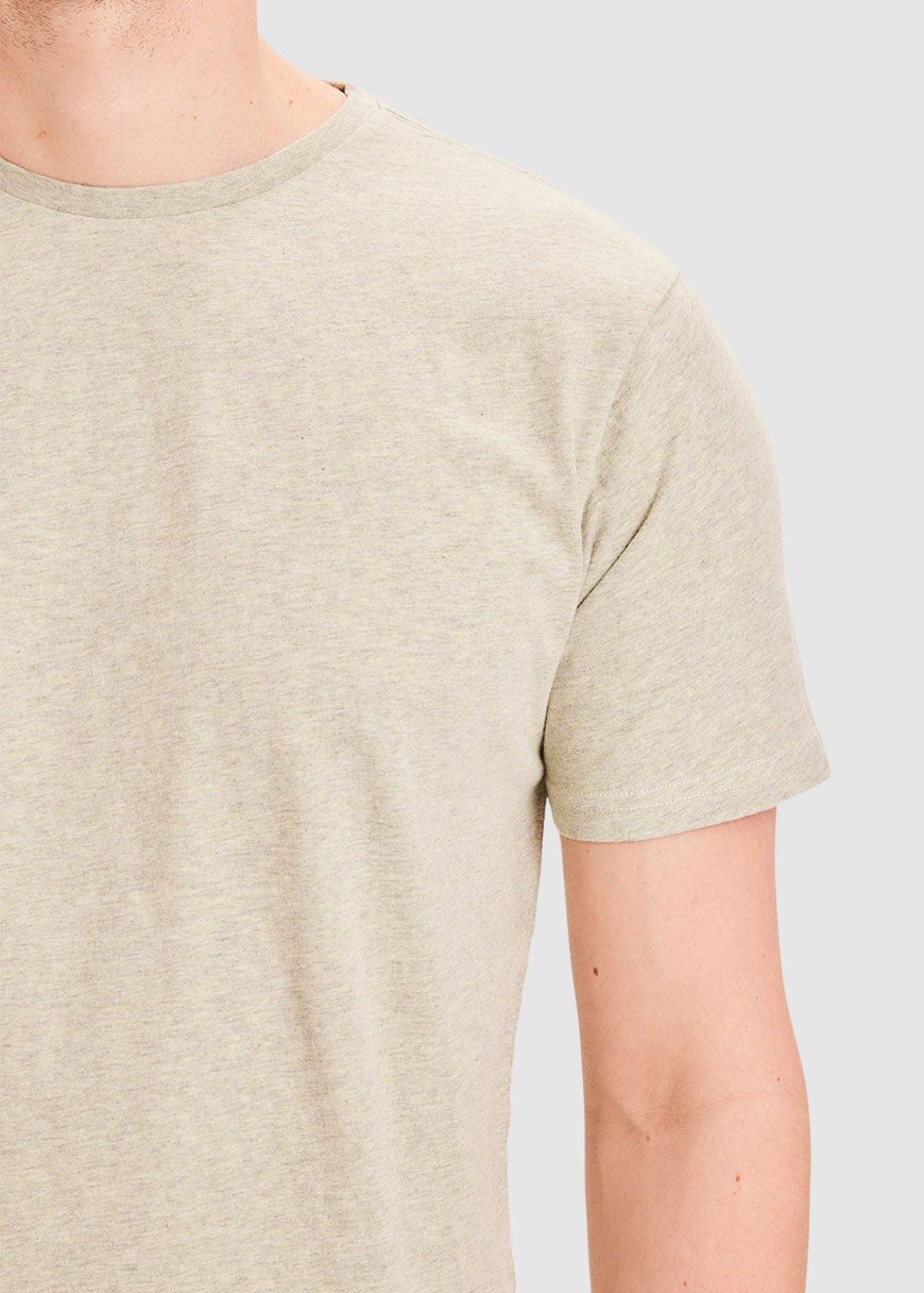 Basic T-Shirt