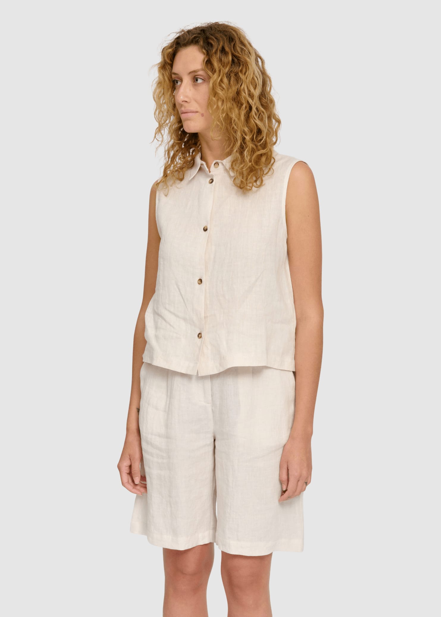 Sleeveless Linen Shirt Moon Sleeveless Linen Shirt Moon