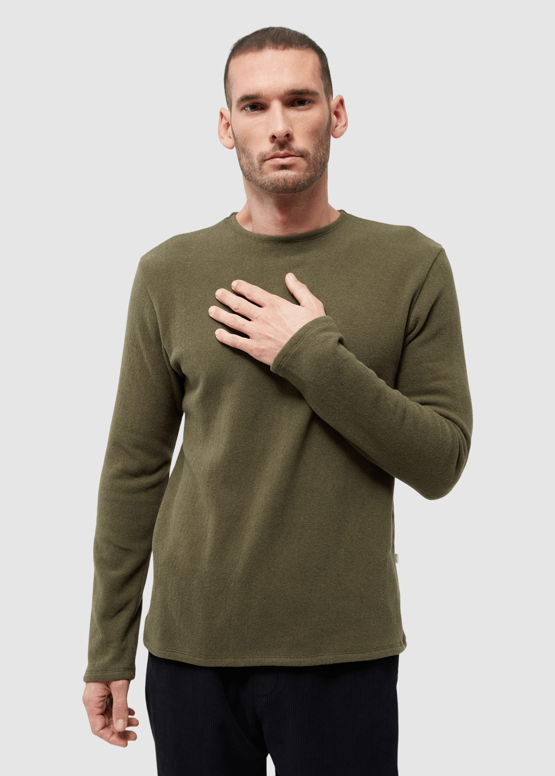 givn-gbian-dark-olive-1.jpeg Gbian Dark Olive