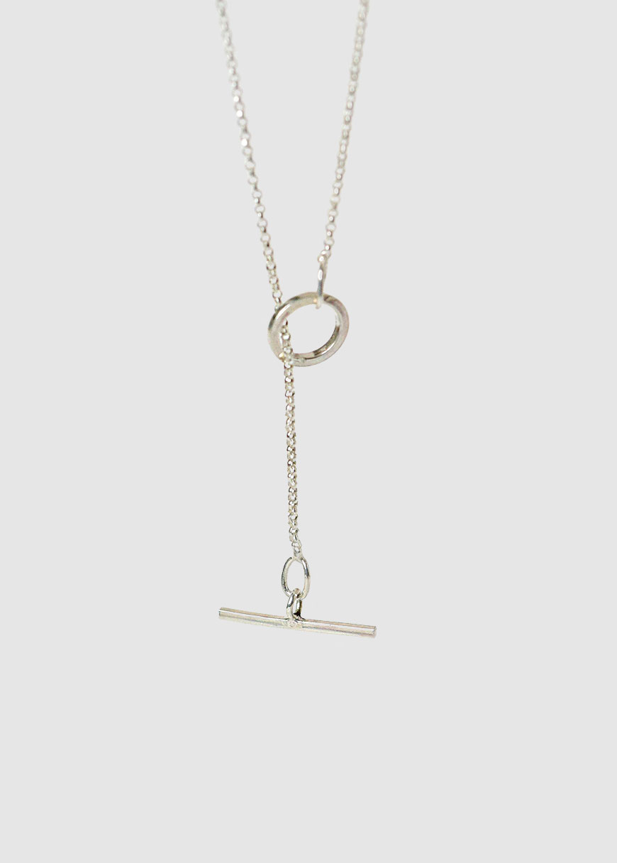 Squared T-Bar Toggle Choker Necklace