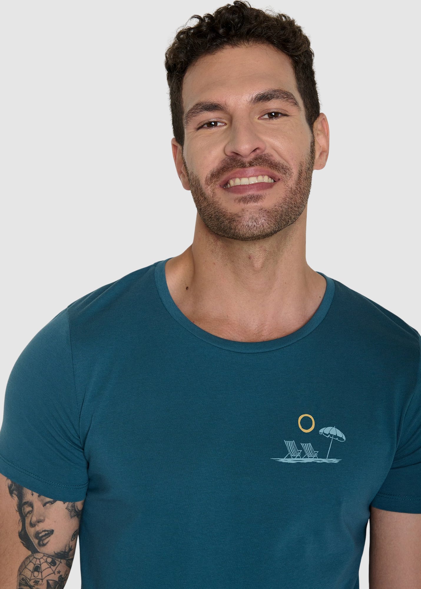 Beach View Guide T-Shirt Blue Stone