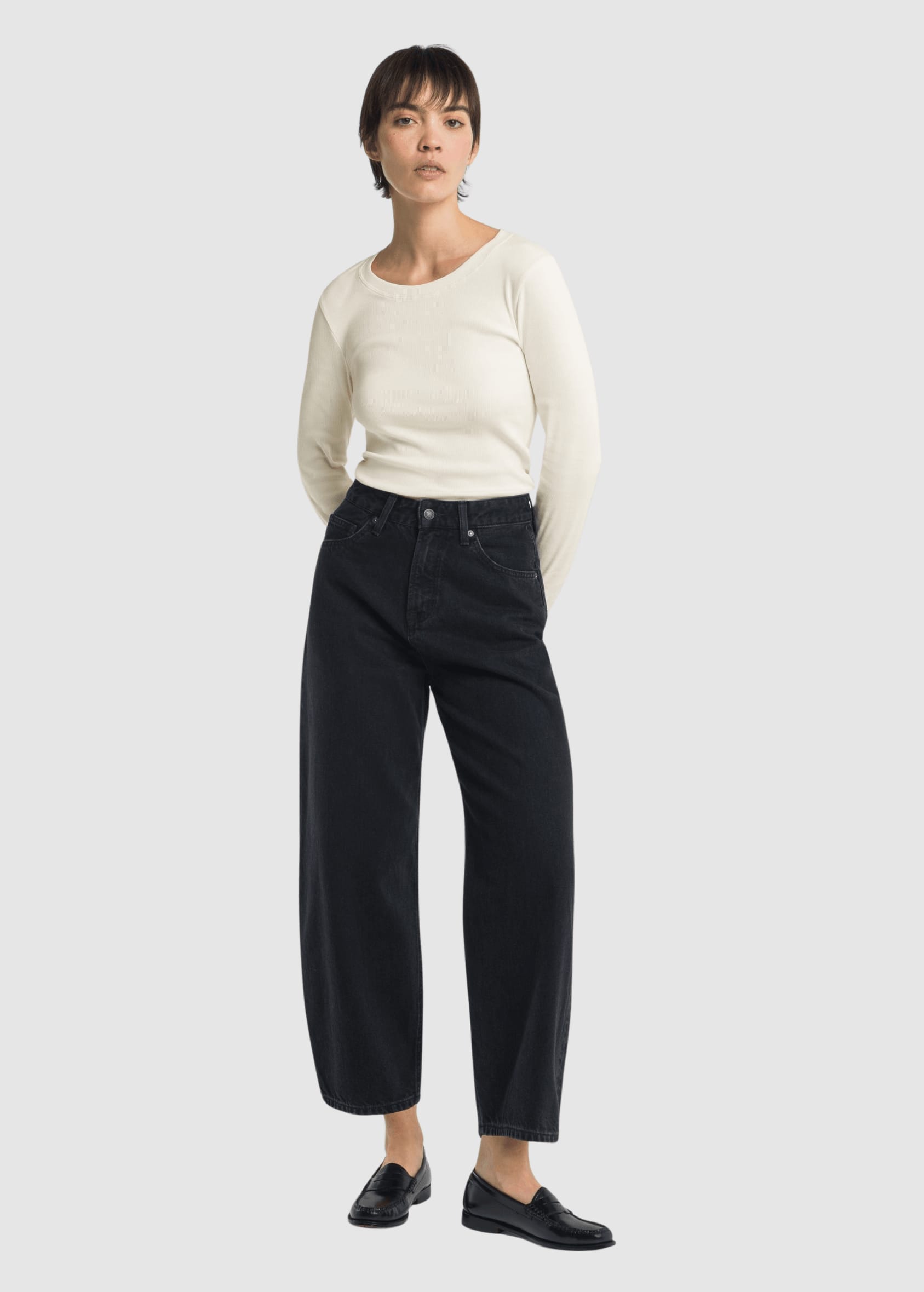 Leila Holo Black Used