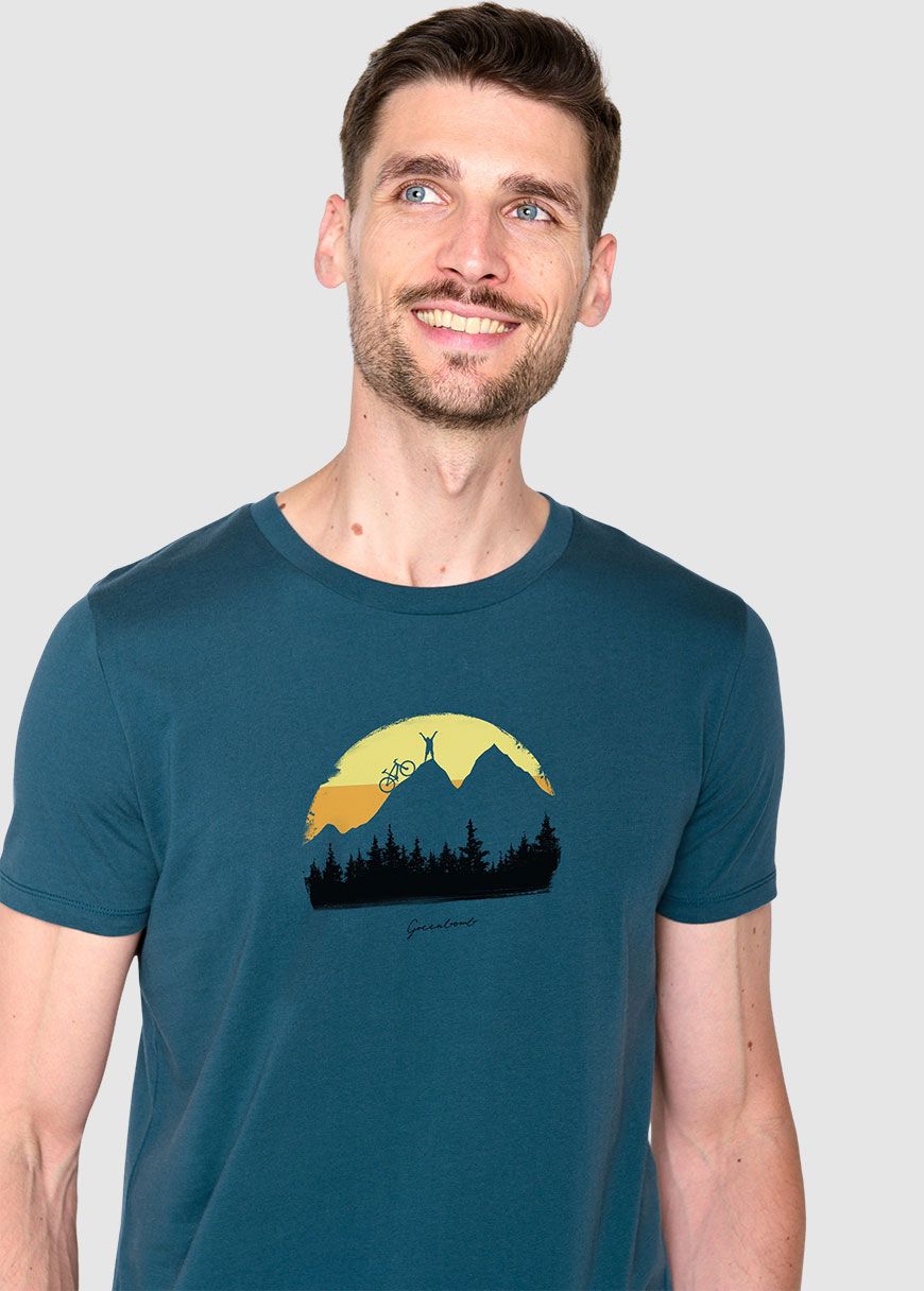 Nature Forest Happy Guide