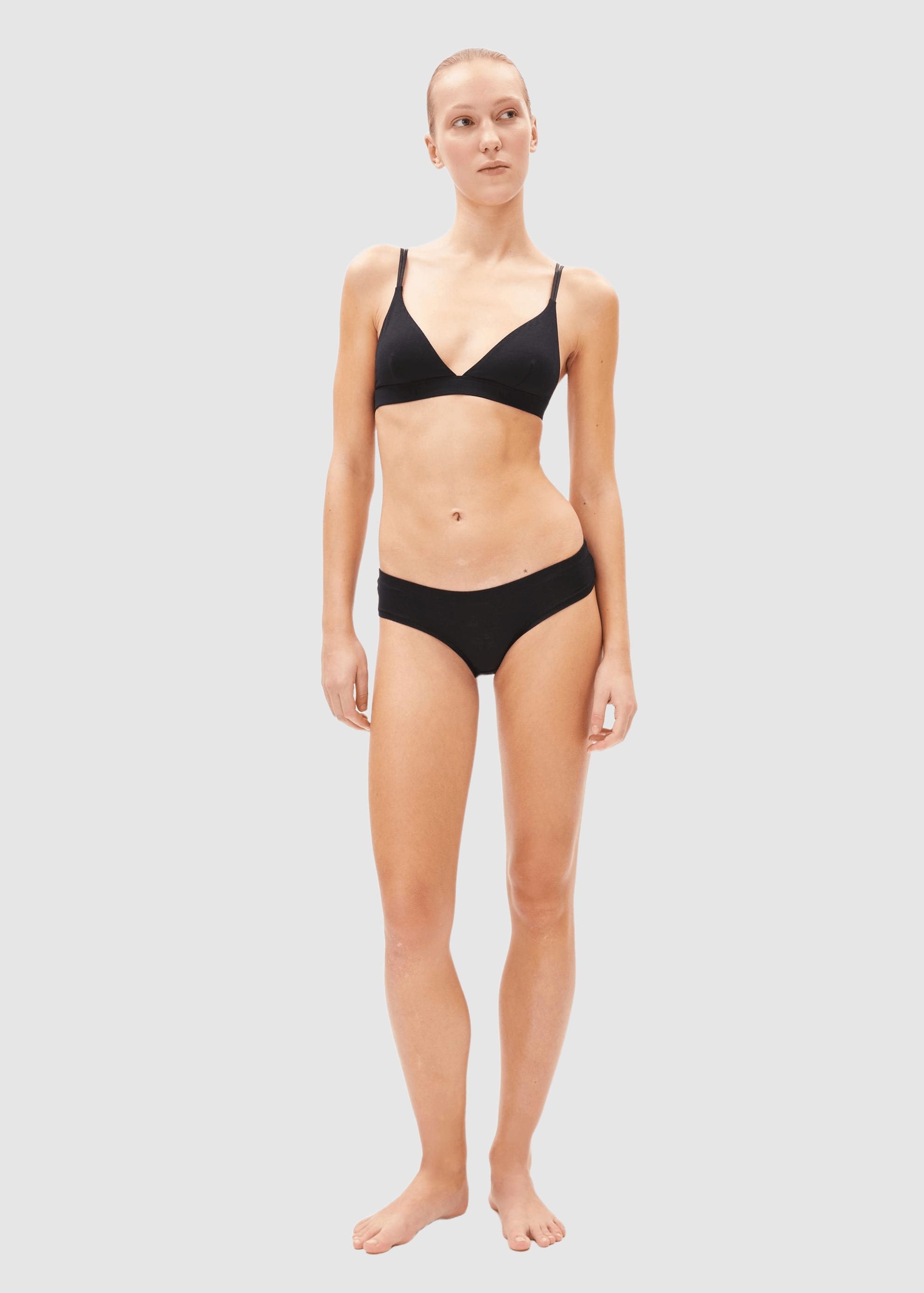 armedangels-eiraa-brief-black-3.jpeg Eiraa Brief Black