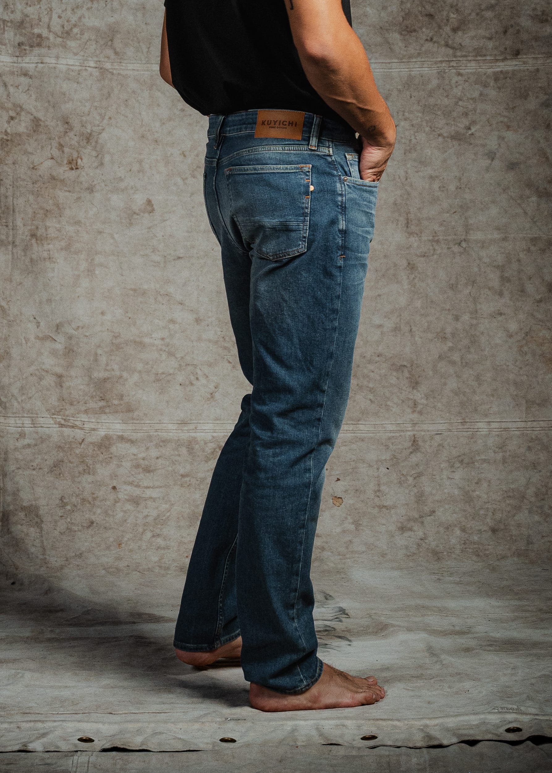 kuyichi-jim-regular-slim-aged-indigo-3.jpeg Jim Regular Slim Aged Indigo