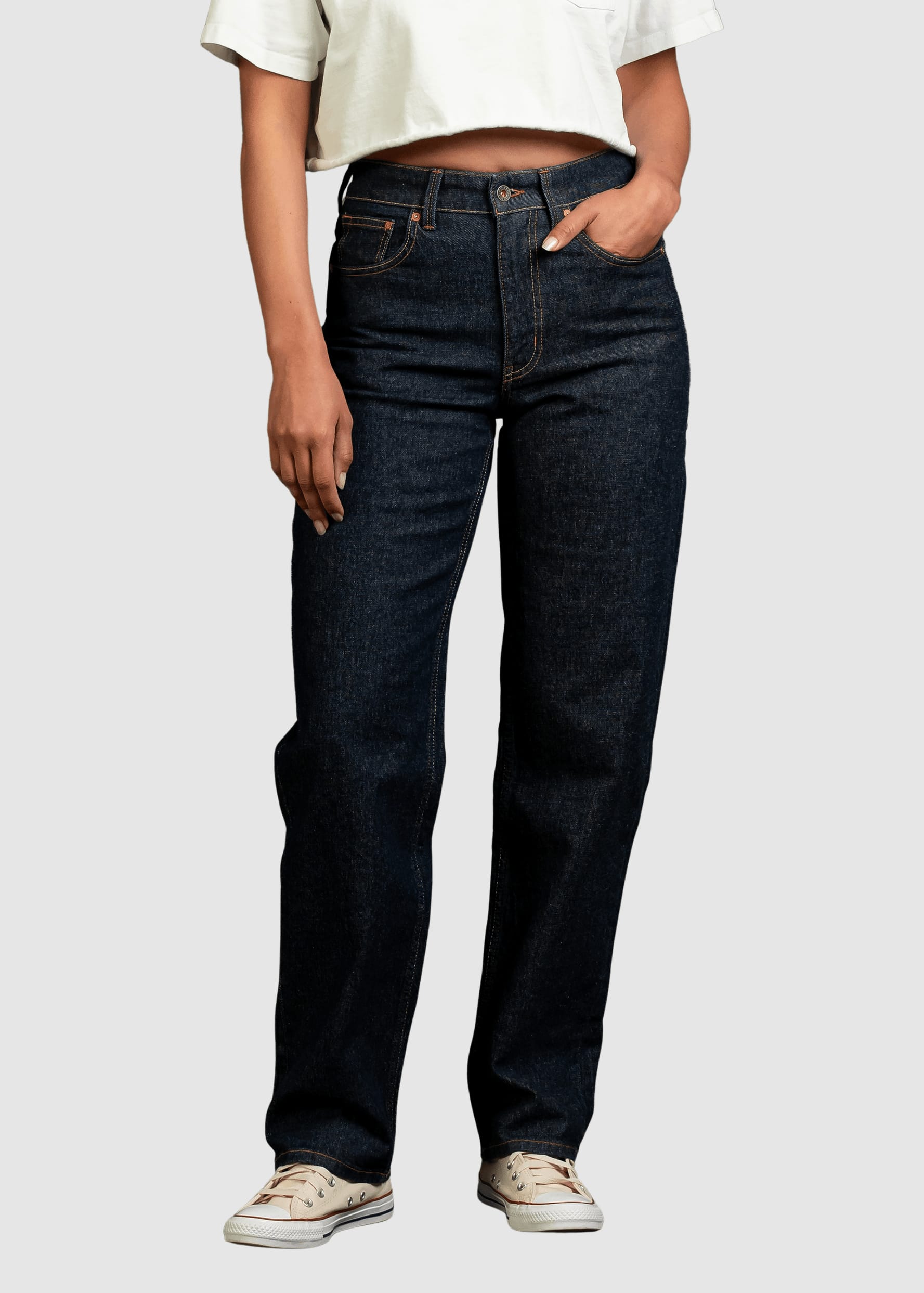 kuyichi-lola-mom-jeans-rinse-1.jpeg Lola Mom Jeans Rinse
