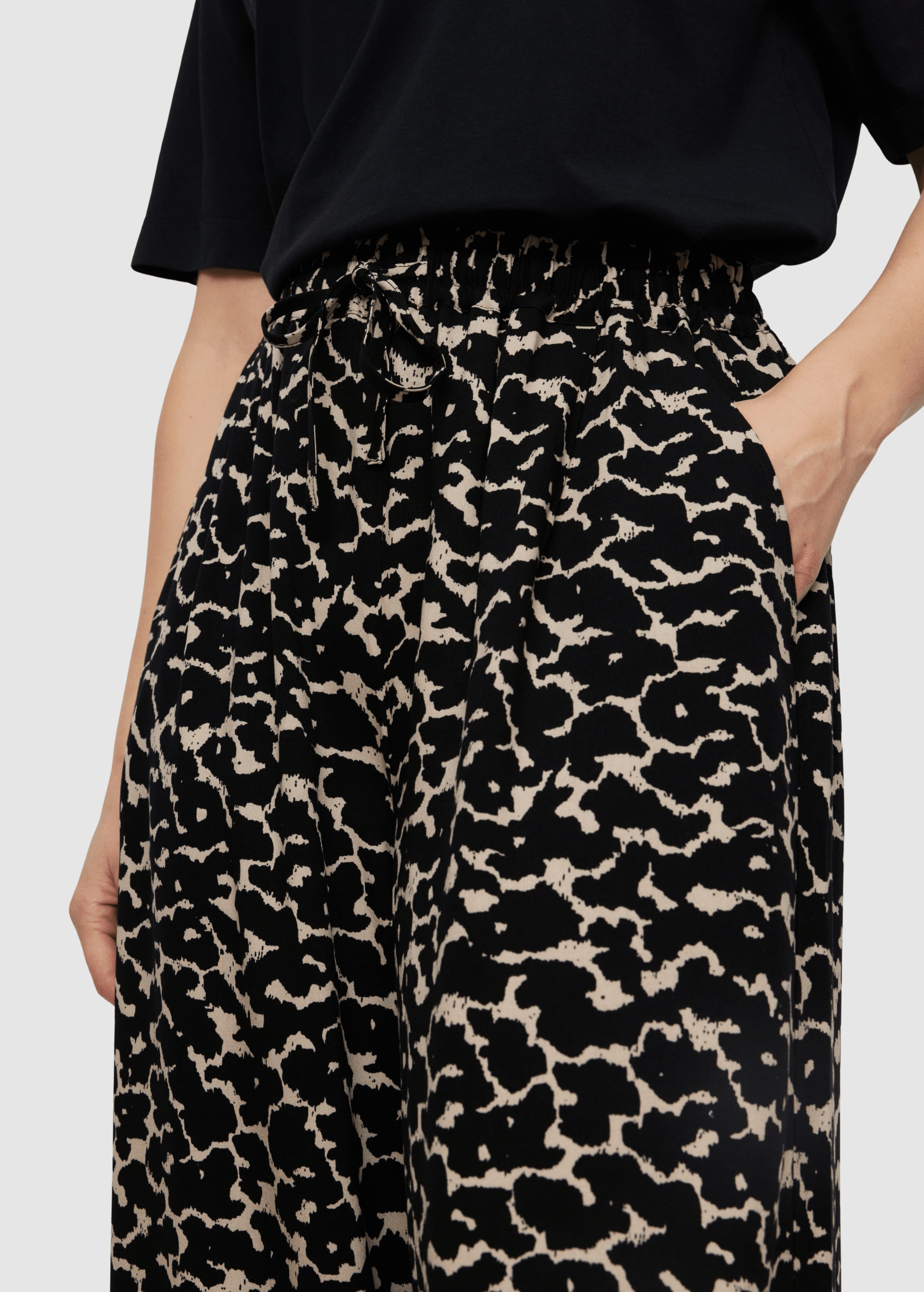 recolution-sequoia-clouds-black-4.jpeg Sequoia Clouds Black