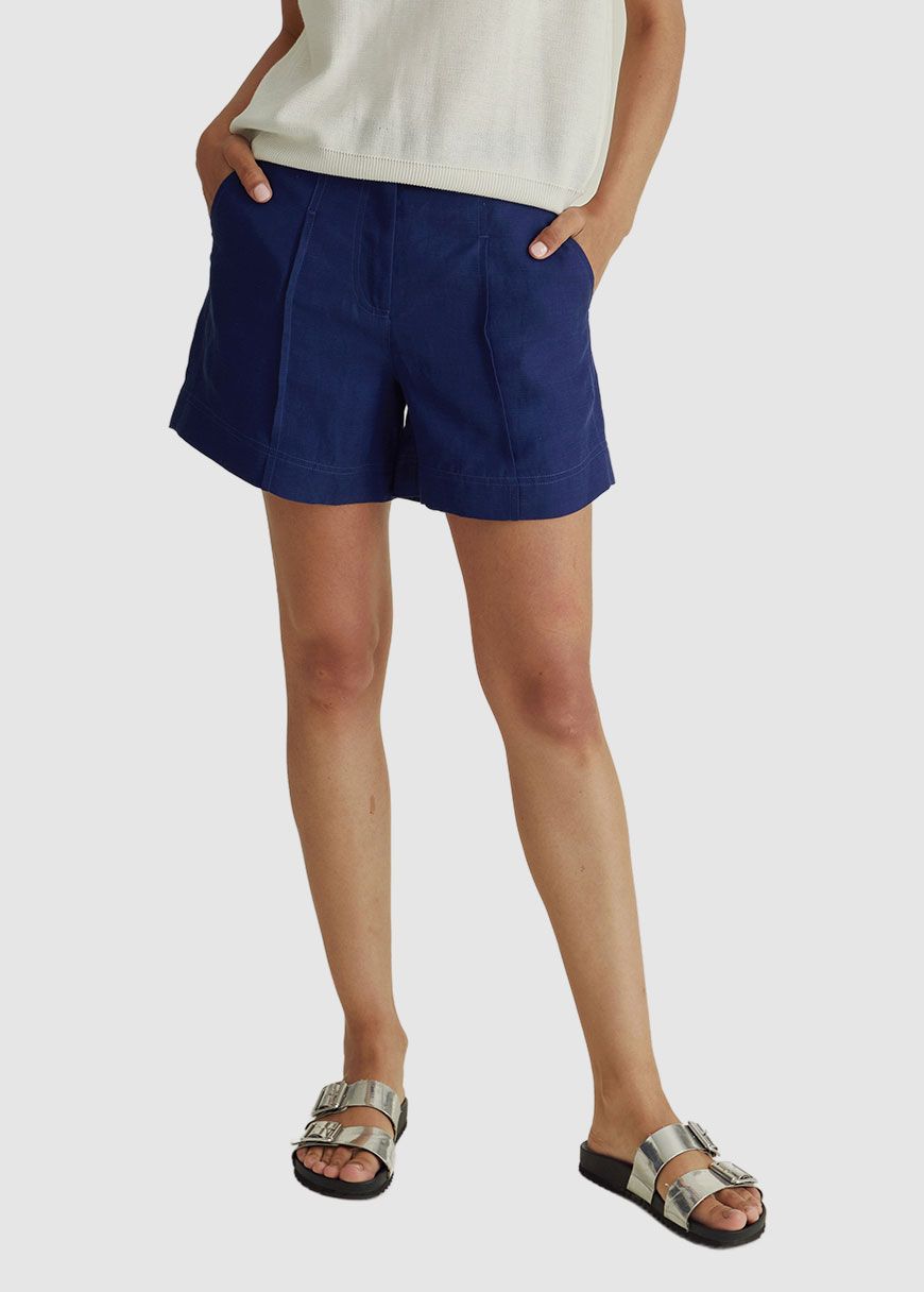 Emmie Short Emmie Short