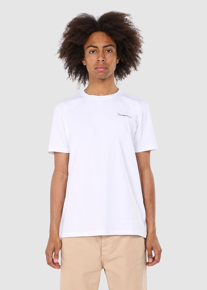 Regular Trademark Mountain Back Printed T-Shirt Regular Trademark Mountain Back Printed T-Shirt