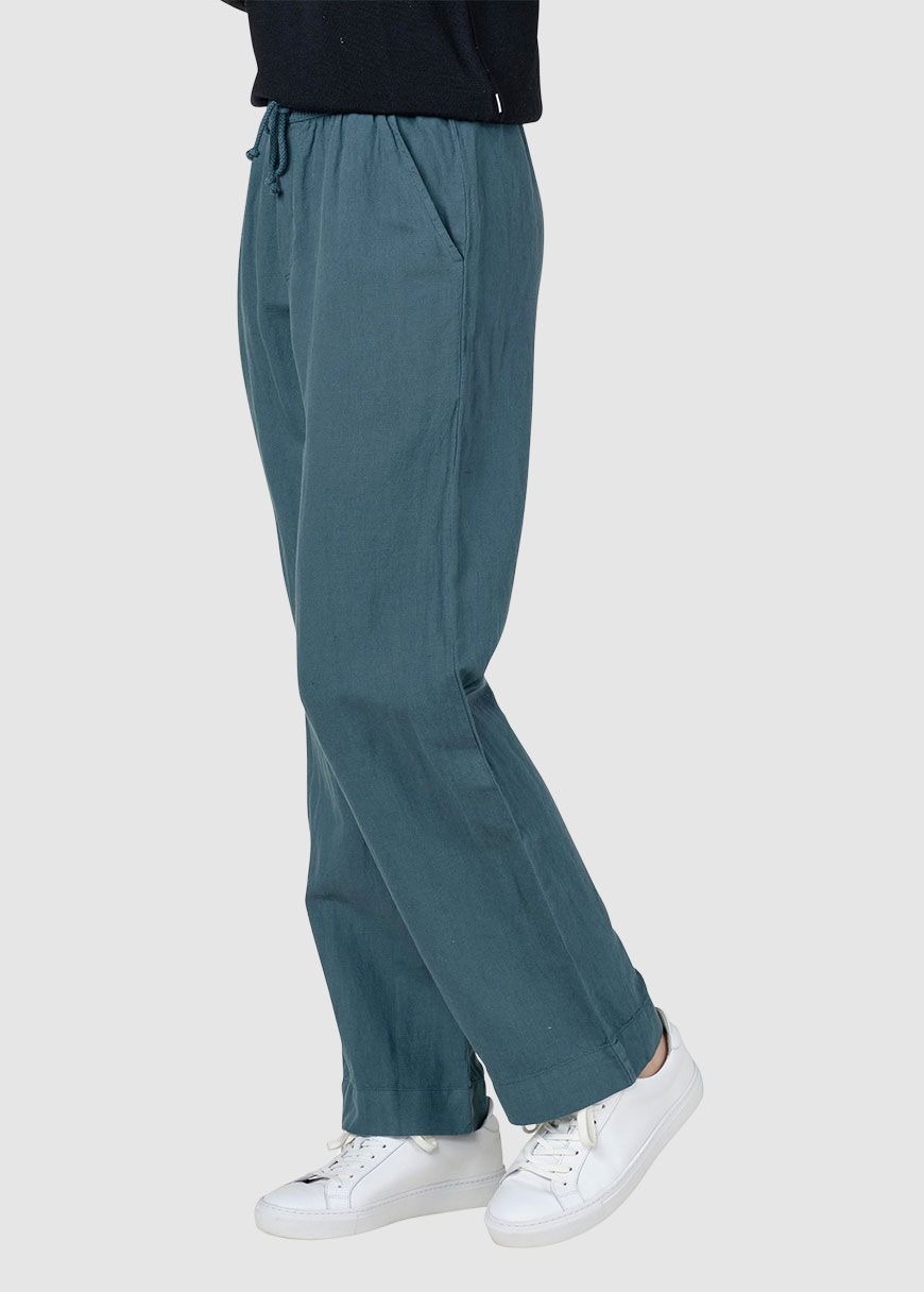 Jennifer Pant Jennifer Pant