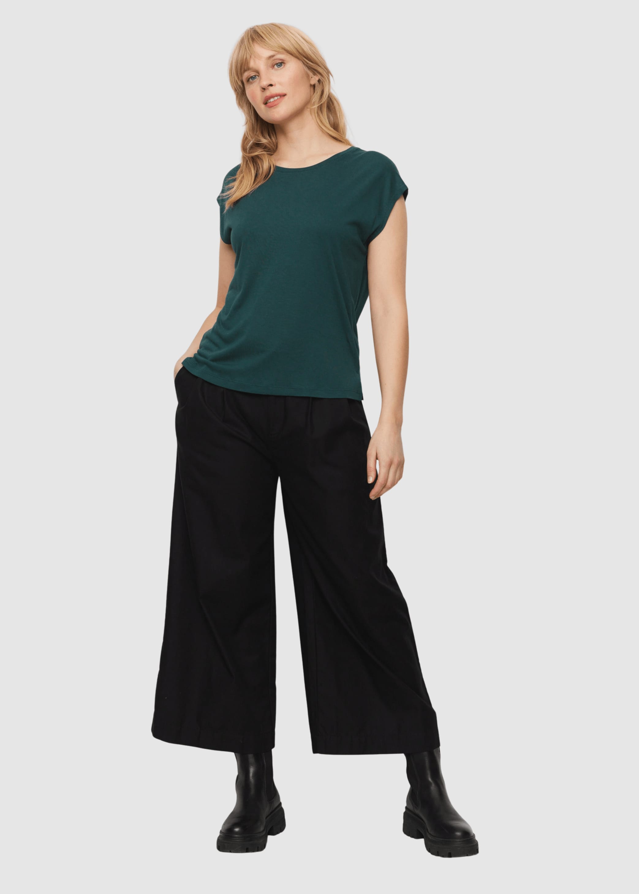 recolution-mithila-deep-green-4.jpeg Mithila Deep Green