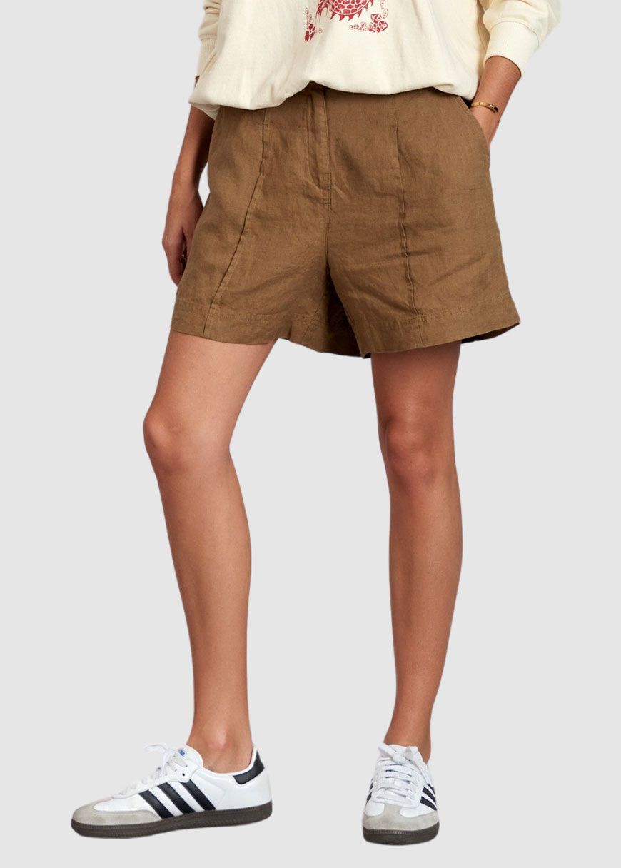 Emmie Short Emmie Short