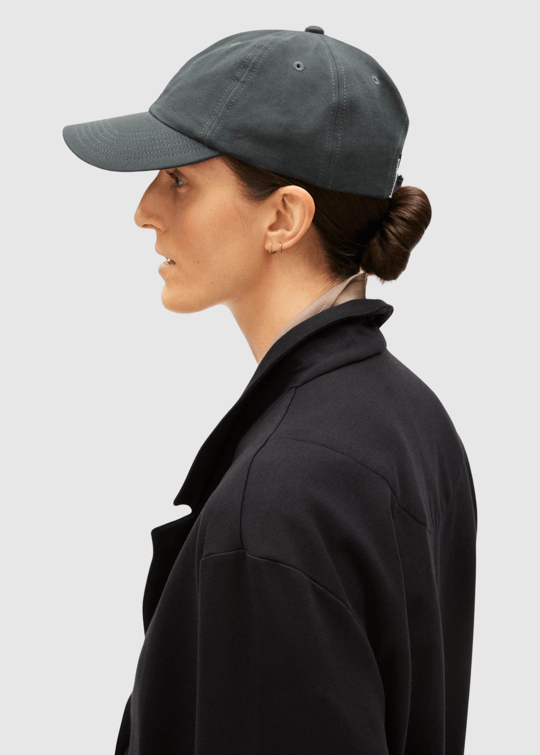 Yenaas Bold Cap W Space Steel