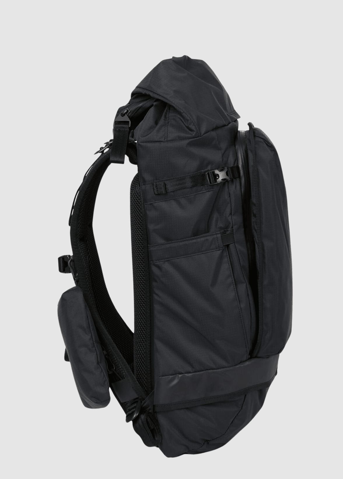 Komut Medium Pure Black