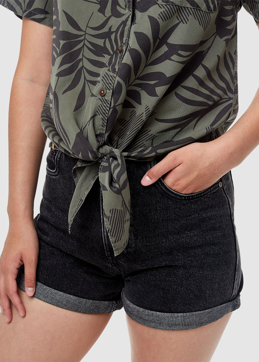 W Meander Tie Front Shirt W Meander Tie Front Shirt