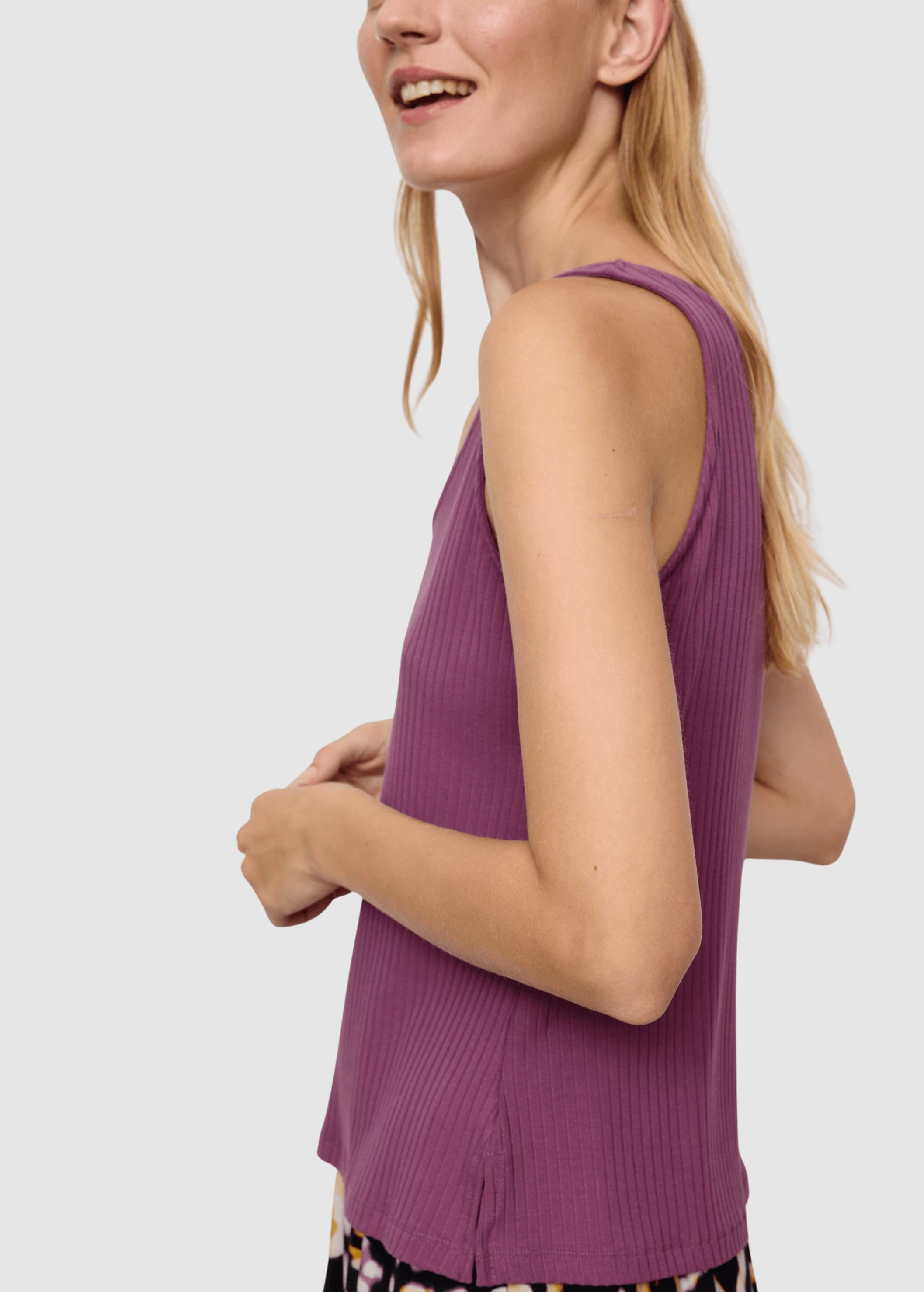 Top Tonina Dark Tulip