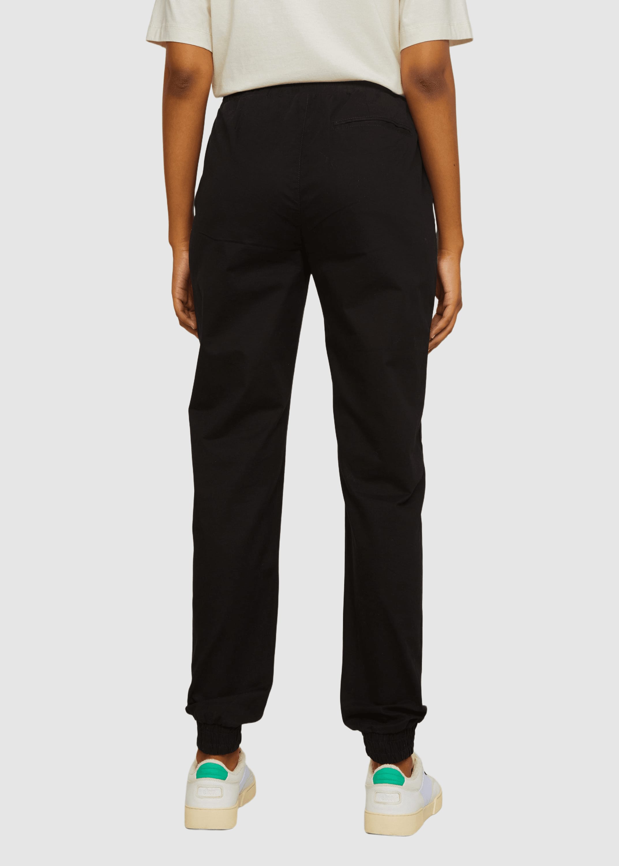recolution-jogg-chino-calathea-black-2.jpeg Jogg Chino Calathea Black