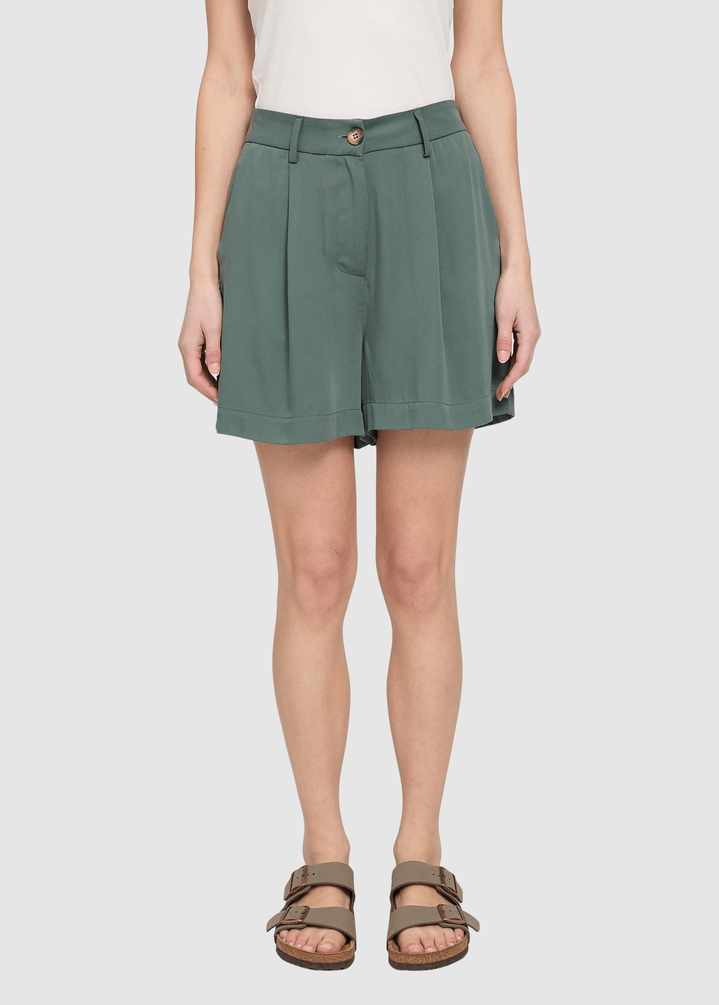 Pleated Viscose Shorts Bottle Pleated Viscose Shorts Bottle