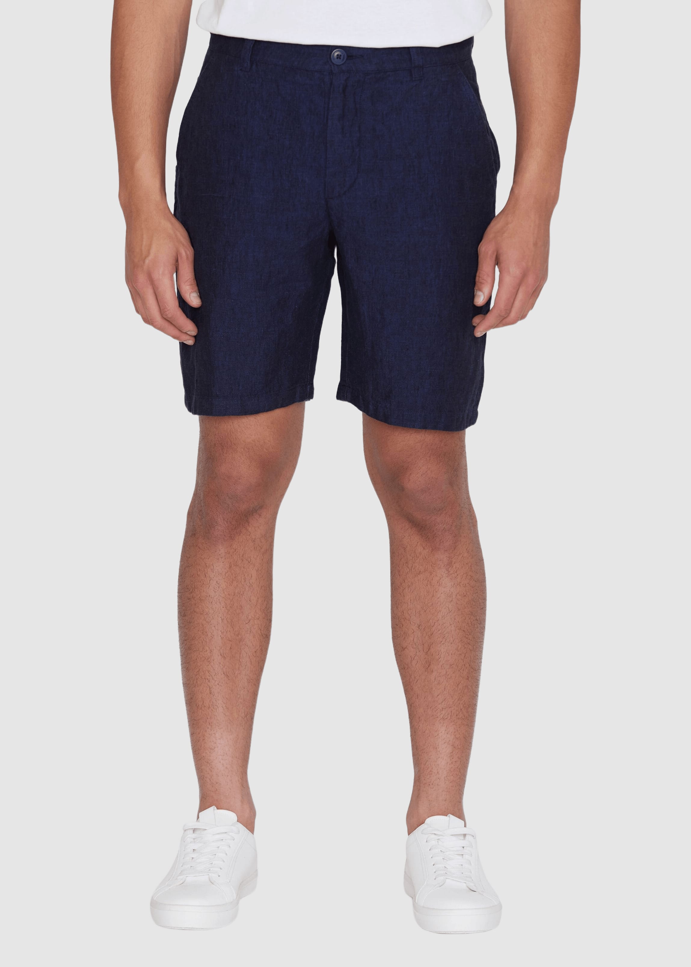 knowledge-cotton-apparel-chuck-regular-linen-shorts-yarndyed-total-eclipse-1.jpeg Chuck Regular Linen Shorts Yarndyed - Total Eclipse