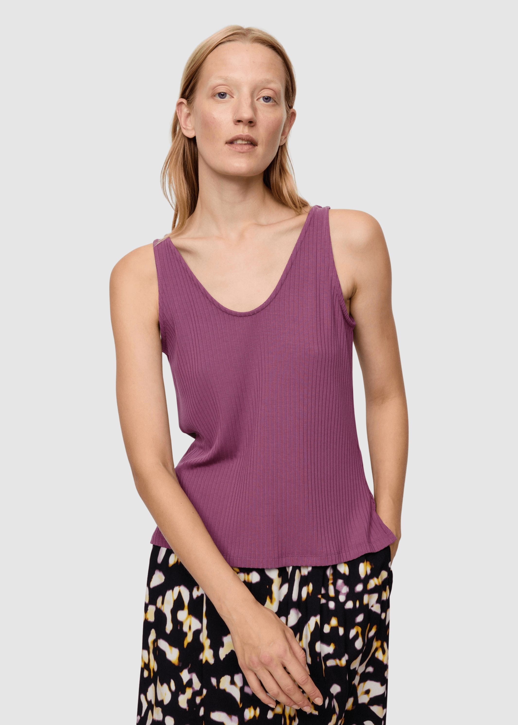 Top Tonina Dark Tulip Top Tonina Dark Tulip