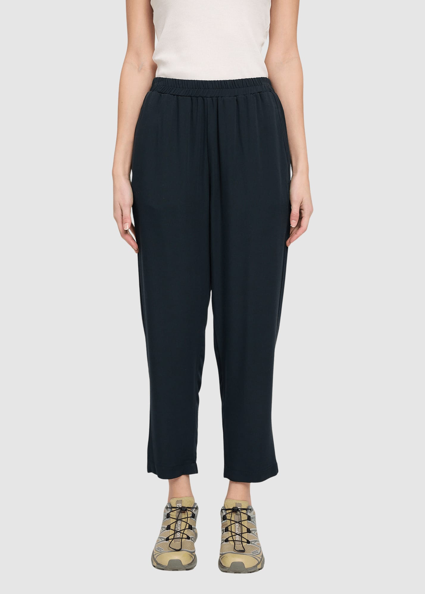 Straight Leg Viscose Pants Black
