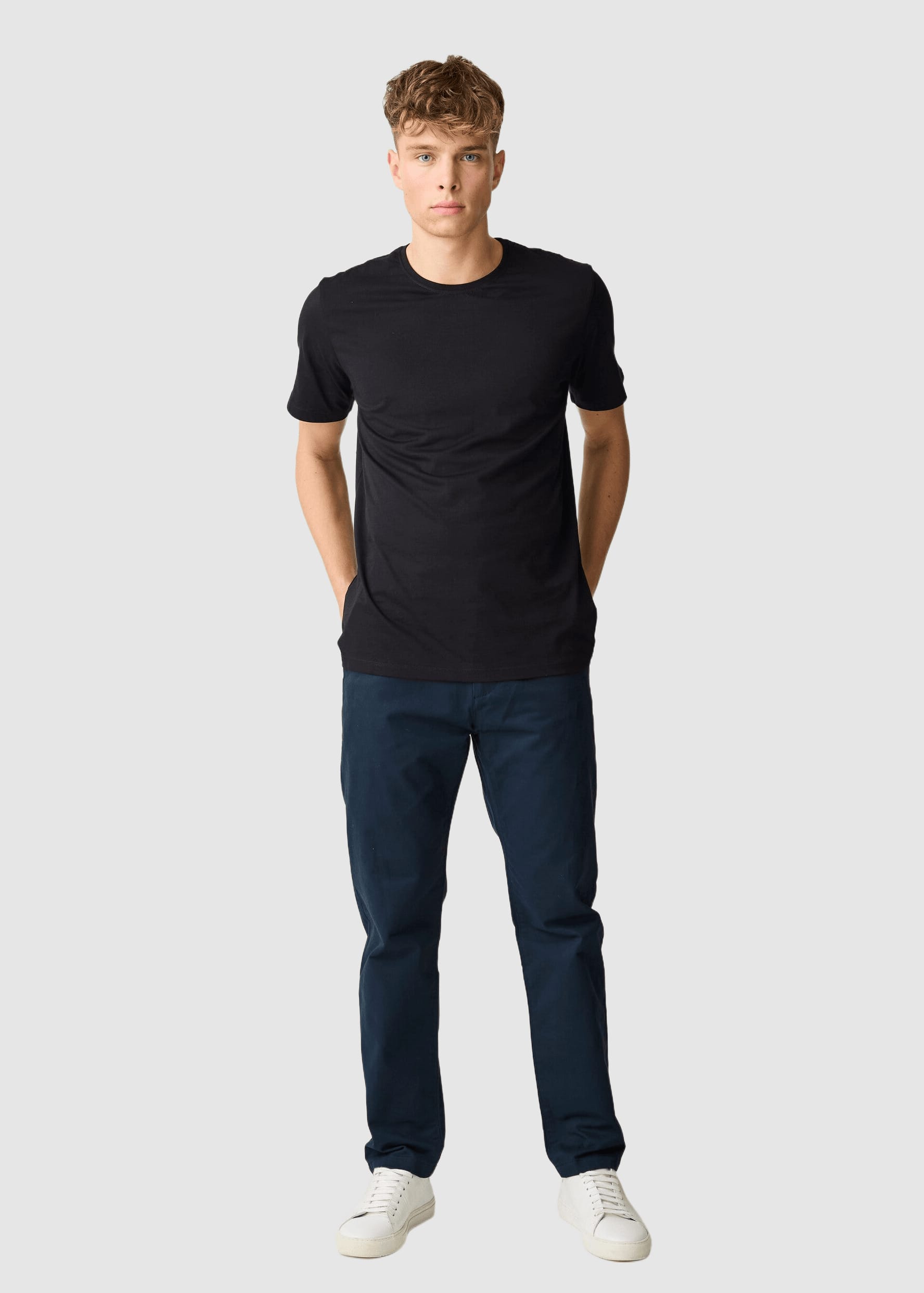 knowledge-cotton-apparel-chuck-regular-chino-twill-pants-total-eclipse-1.jpeg Chuck Regular Chino Twill Pants Total Eclipse