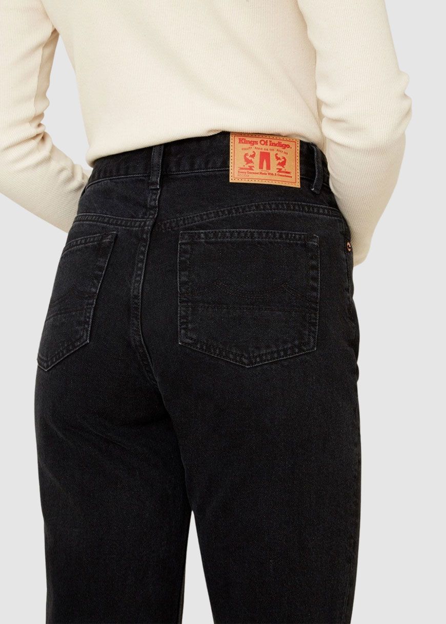 Caroline Cropped Caroline Cropped