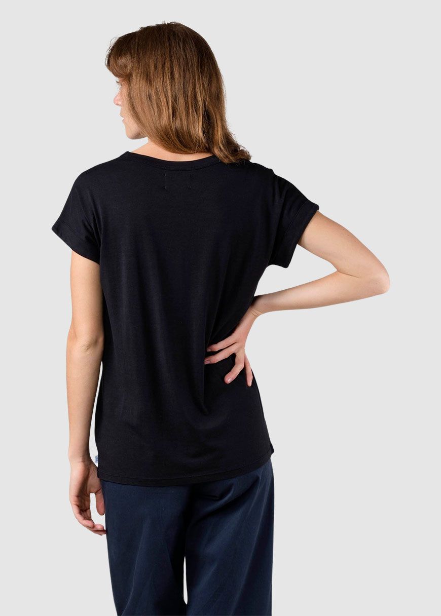 Sigrid Tee