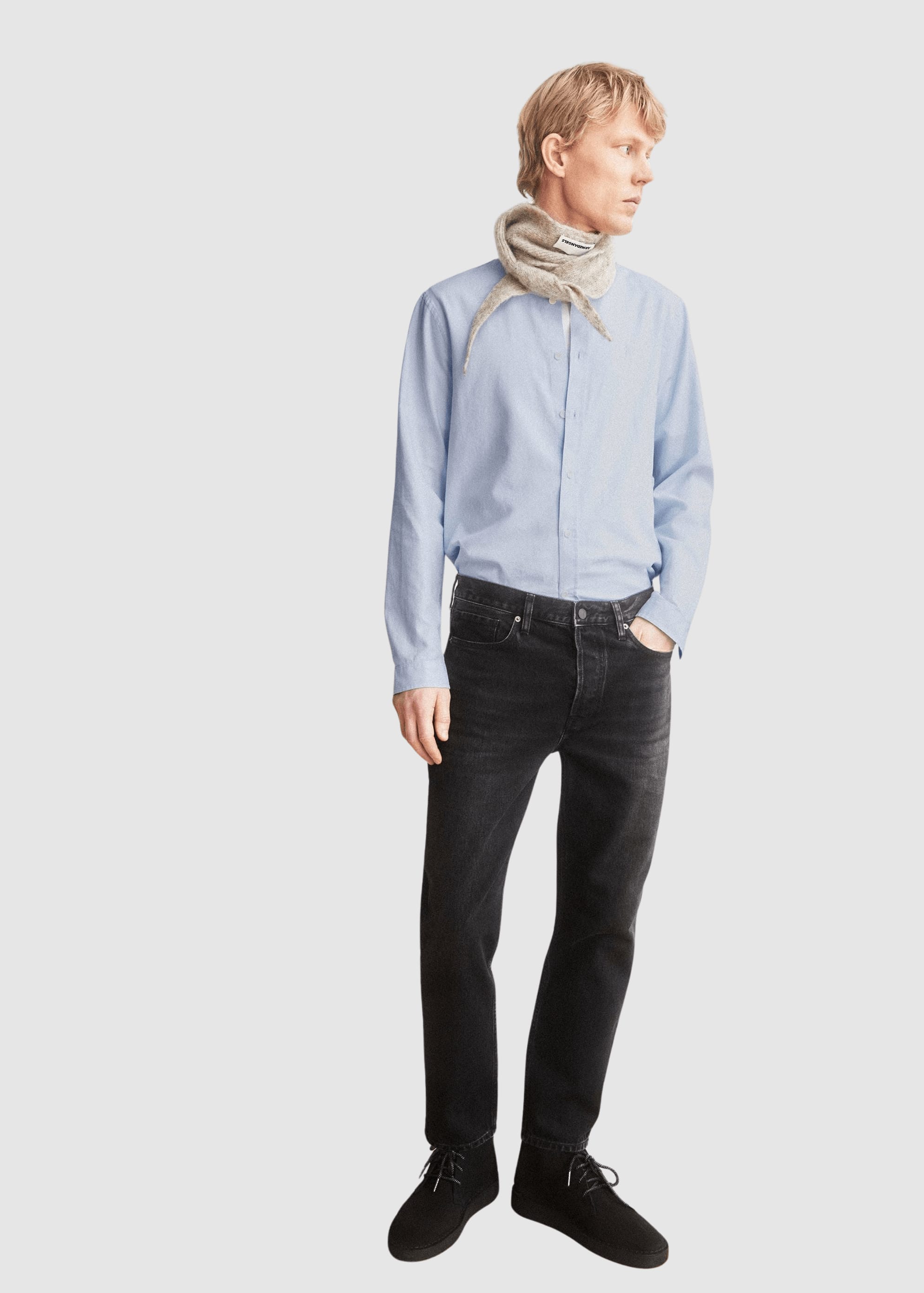 armedangels-maakxy-relaxed-tapered-jean-phantom-4.jpeg Maakxy Relaxed Tapered Jean Phantom