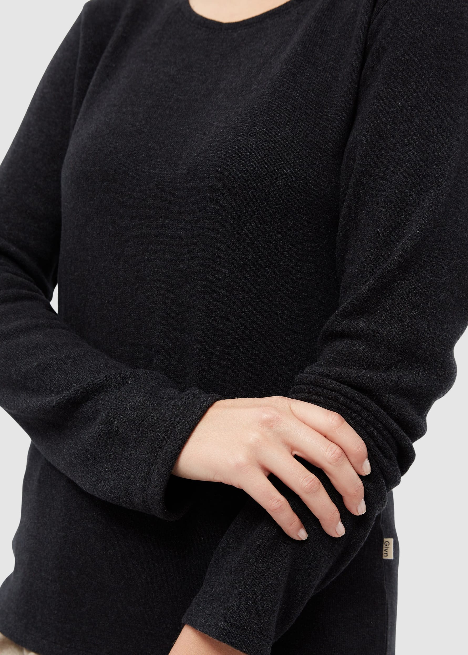 Gblucille Dark Grey